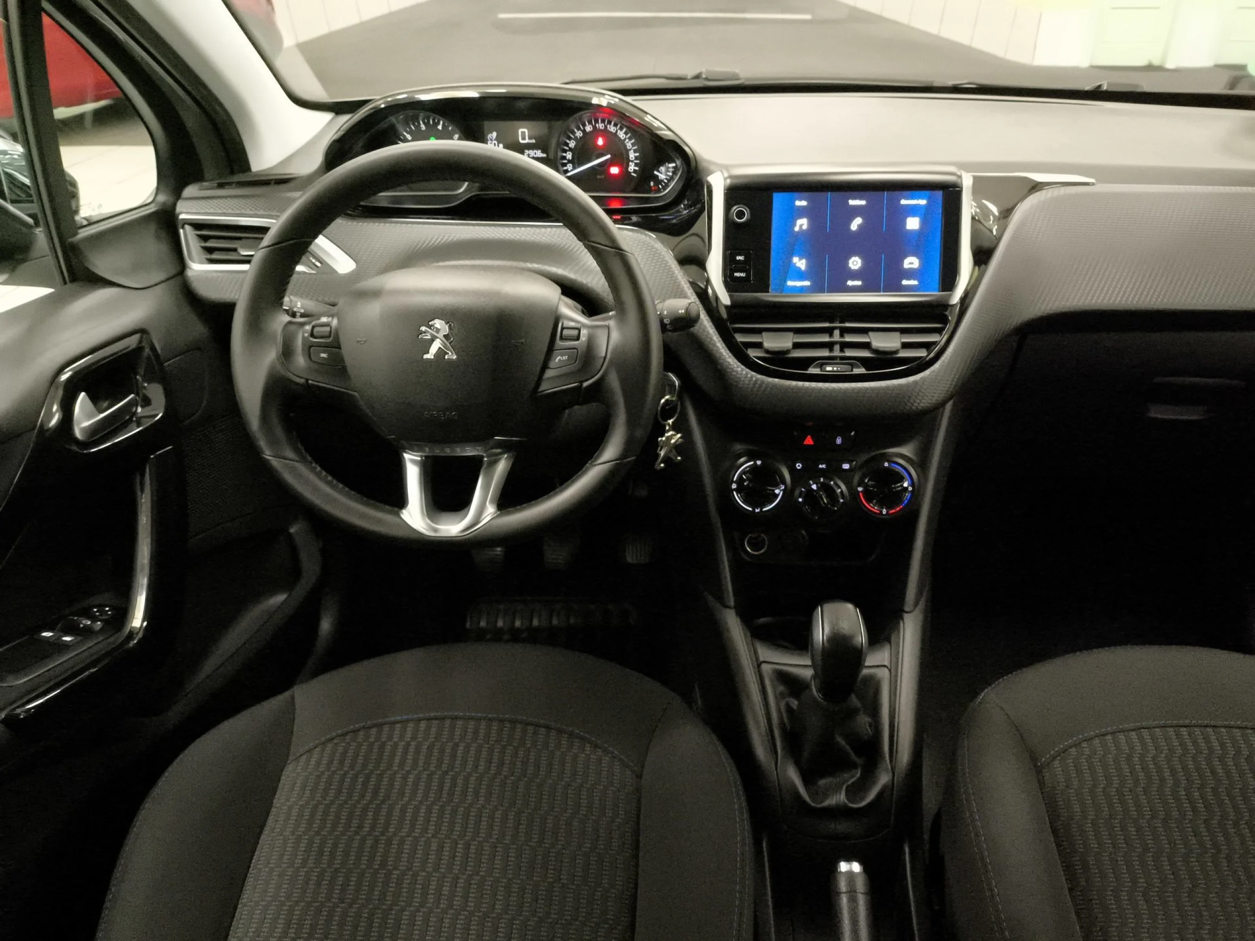 Peugeot 208 PureTech Signature 60 kW (82 CV) - Foto 16