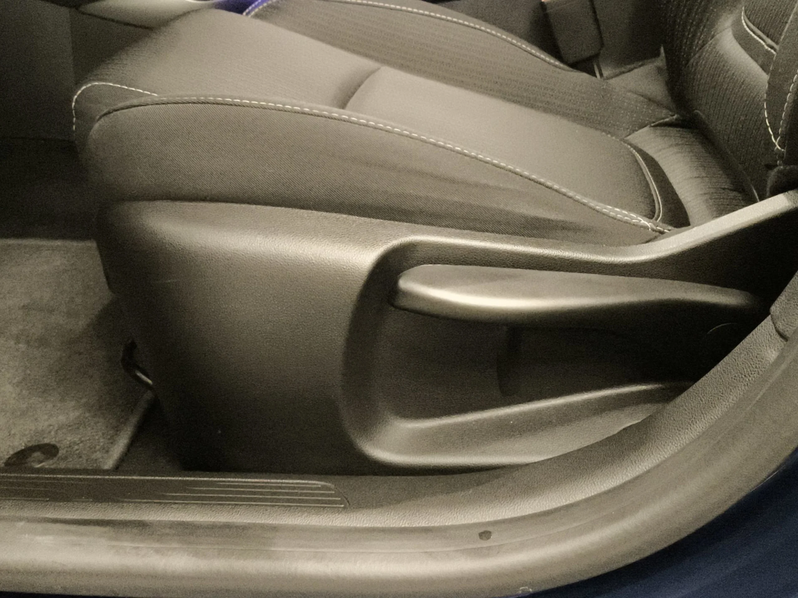Renault Megane Zen TCe 103 kW (140 CV) GPF - Foto 9