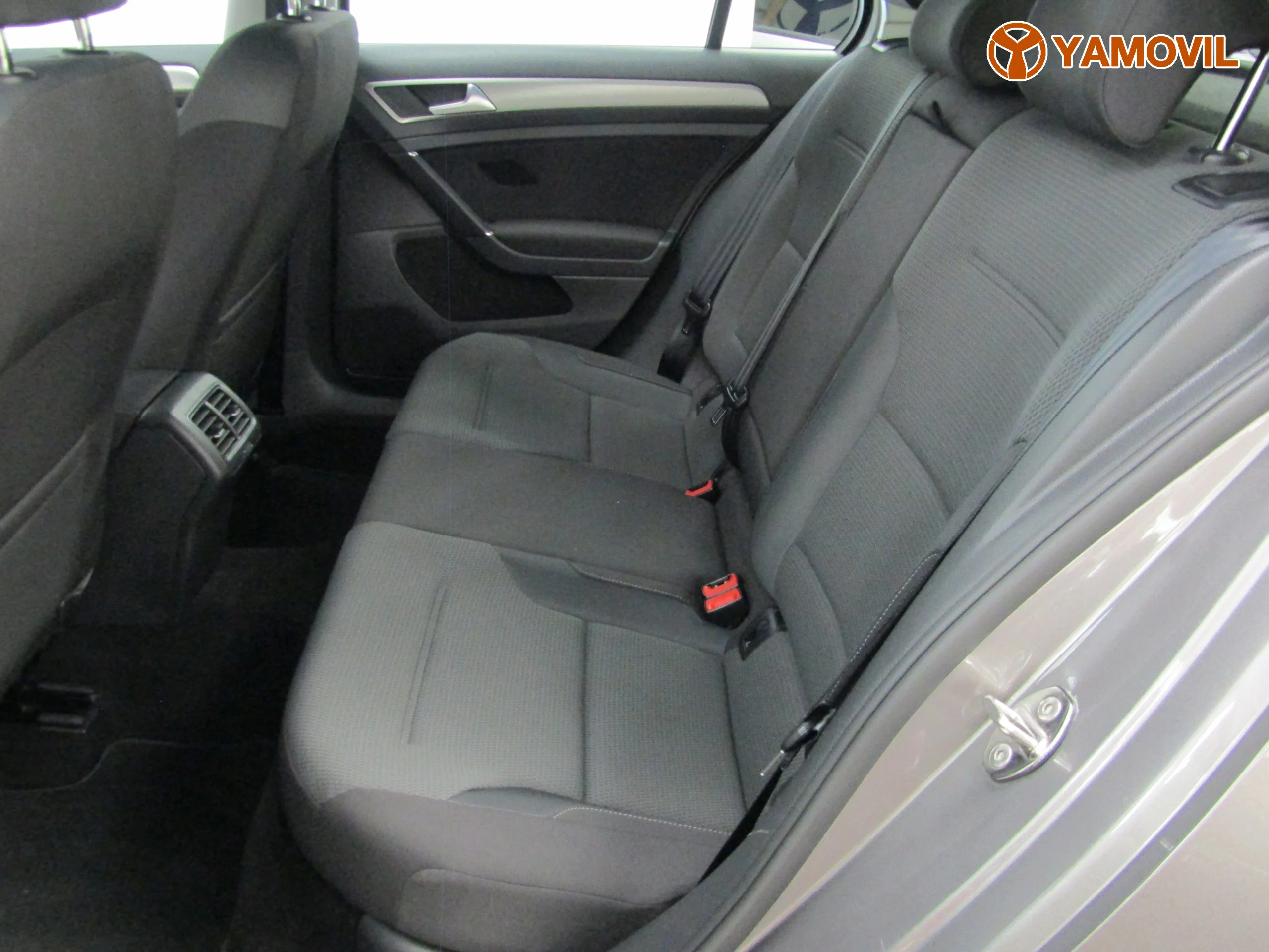 Volkswagen Golf 1.6 TDI ADVANCE - Foto 20