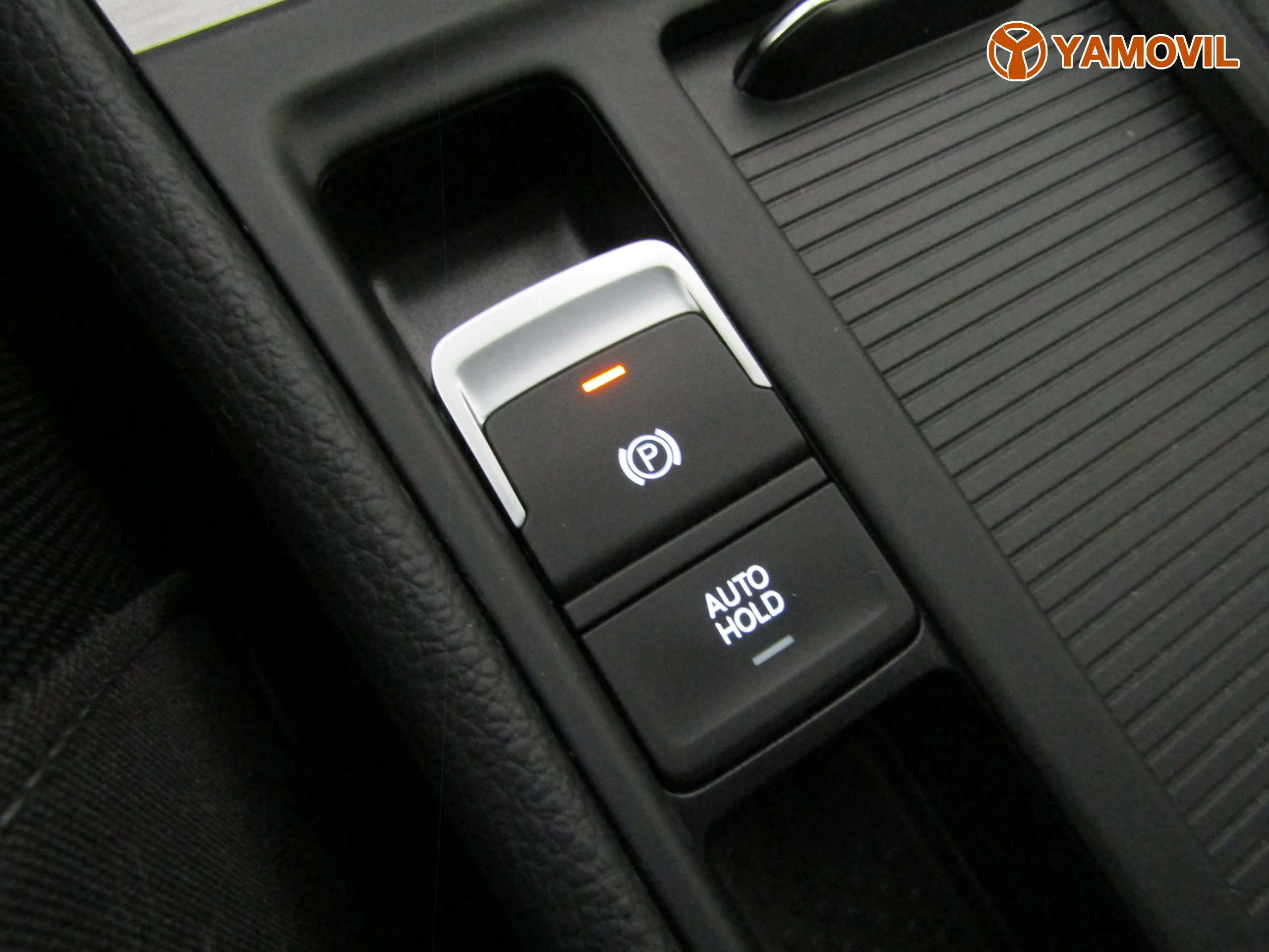 Volkswagen Golf 1.6 TDI ADVANCE - Foto 30