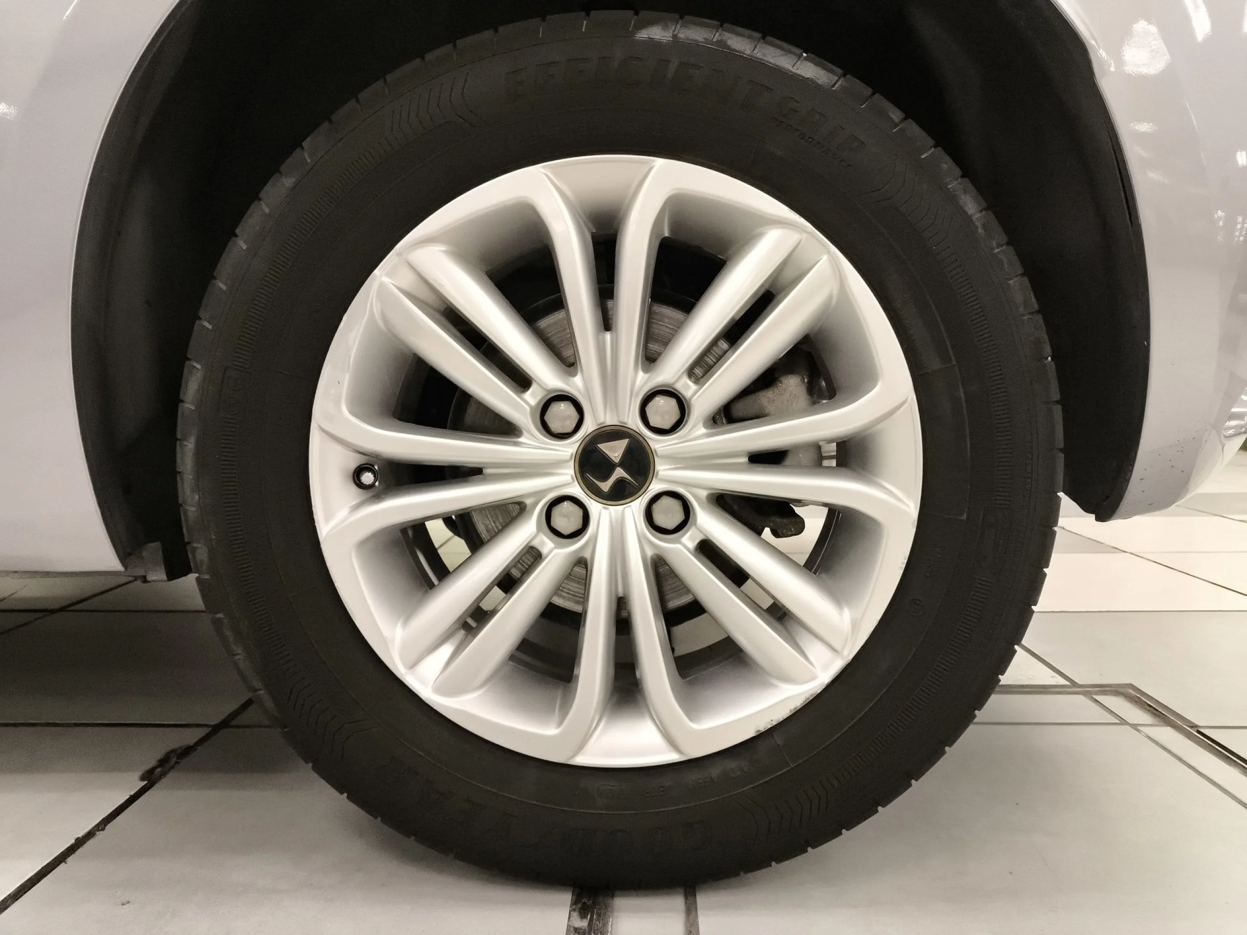 DS DS 4 Crossback 1.6 BlueHDi STT Desire 88 kW (120 CV) - Foto 7