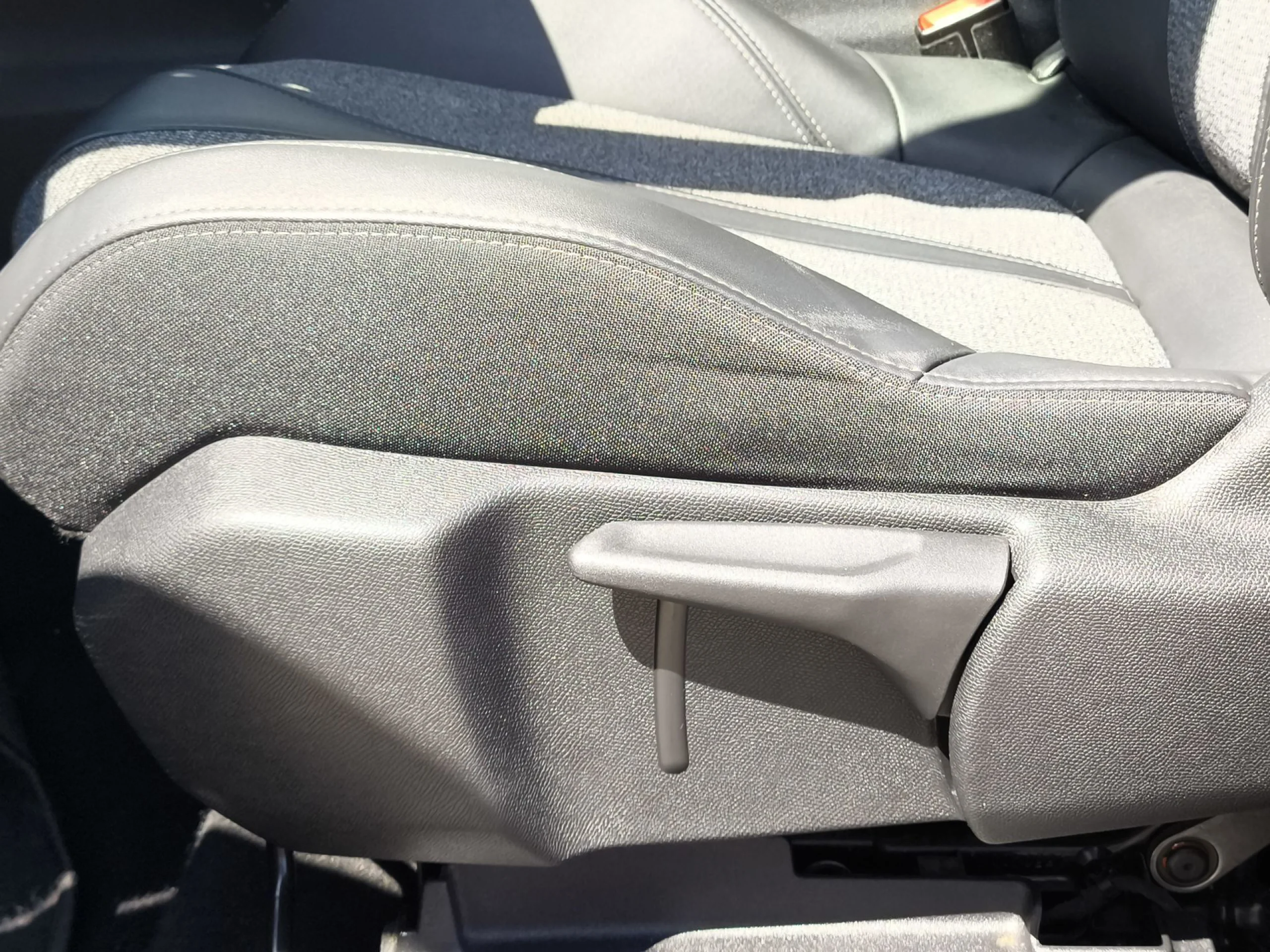 Peugeot 3008 SUV PureTech 130 Allure EAT8 96 kW (130 CV) - Foto 9