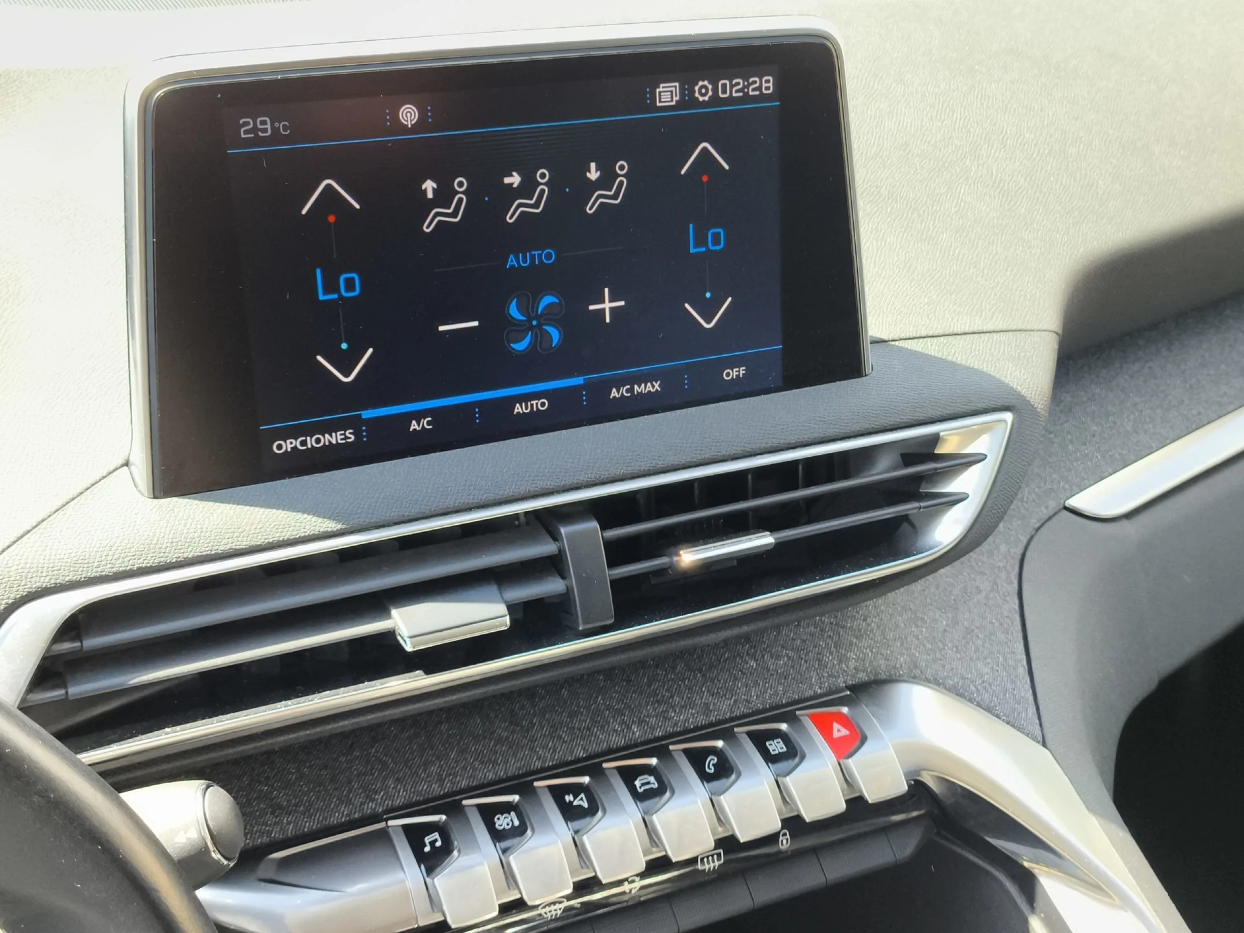 Peugeot 3008 SUV PureTech 130 Allure EAT8 96 kW (130 CV) - Foto 16