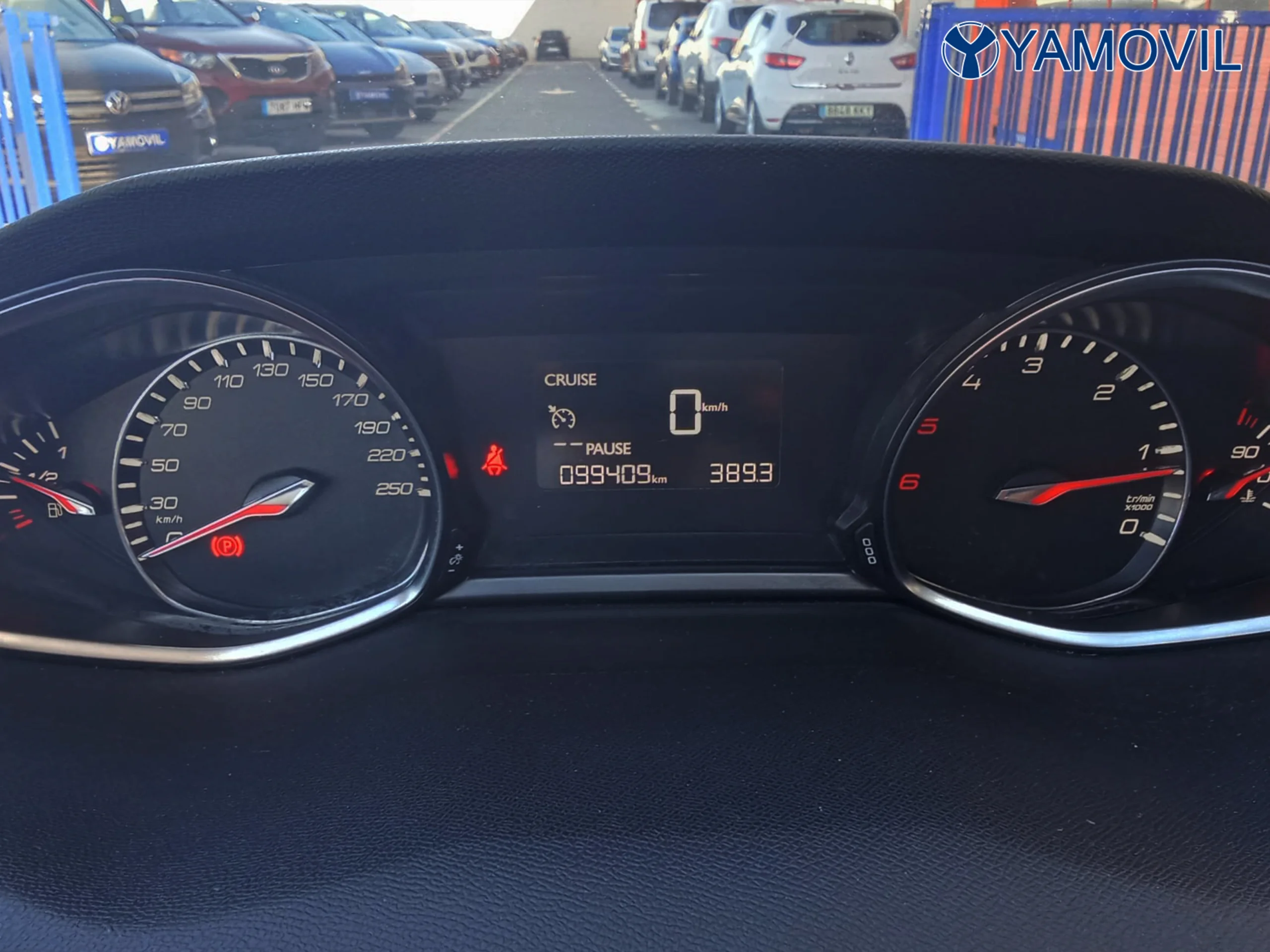 Peugeot 308 BlueHDI 120 Allure 88 kW (120 CV) - Foto 6