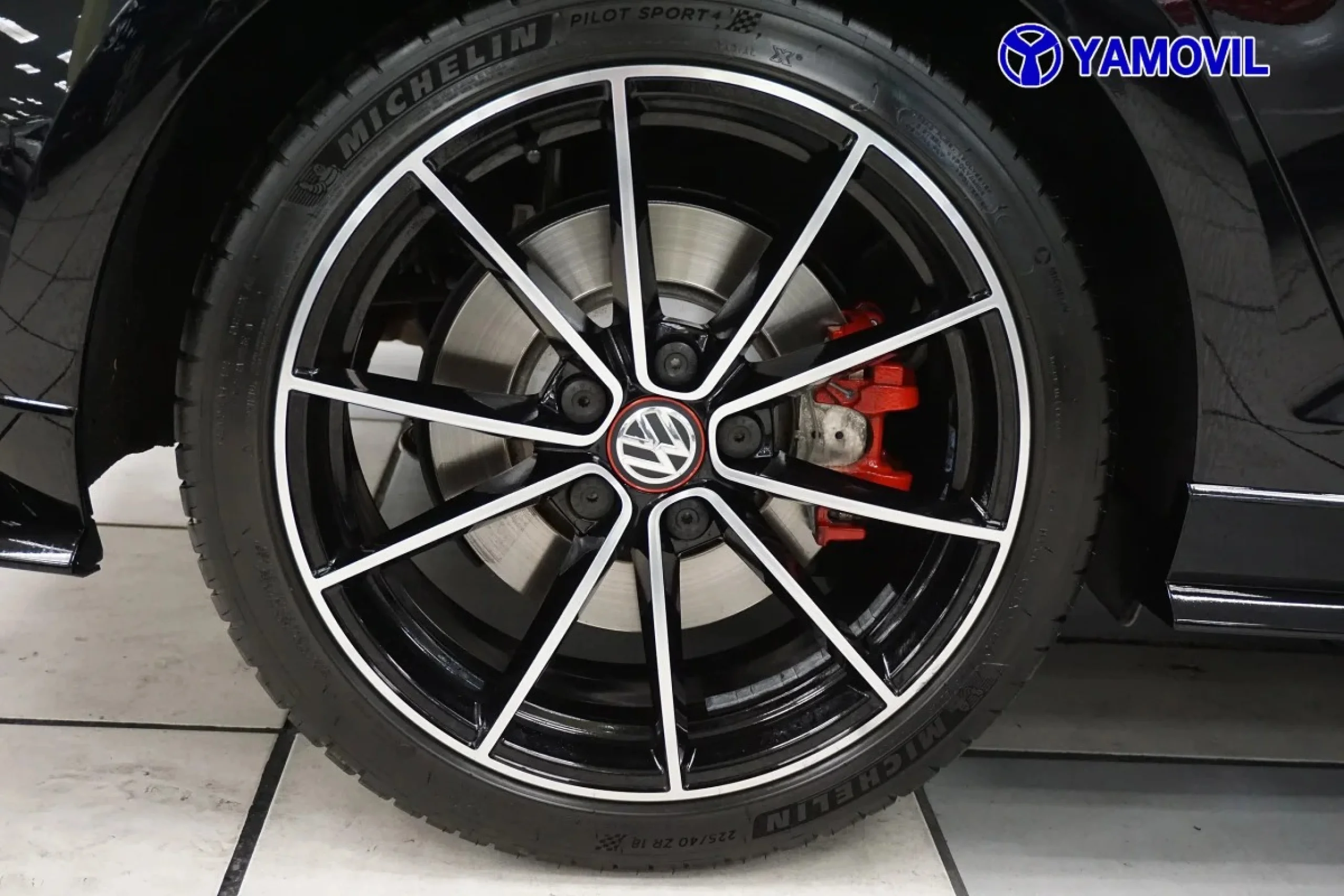 Volkswagen Golf GTI TCR 2.0 TSI 213 kW (290 CV) DSG - Foto 11