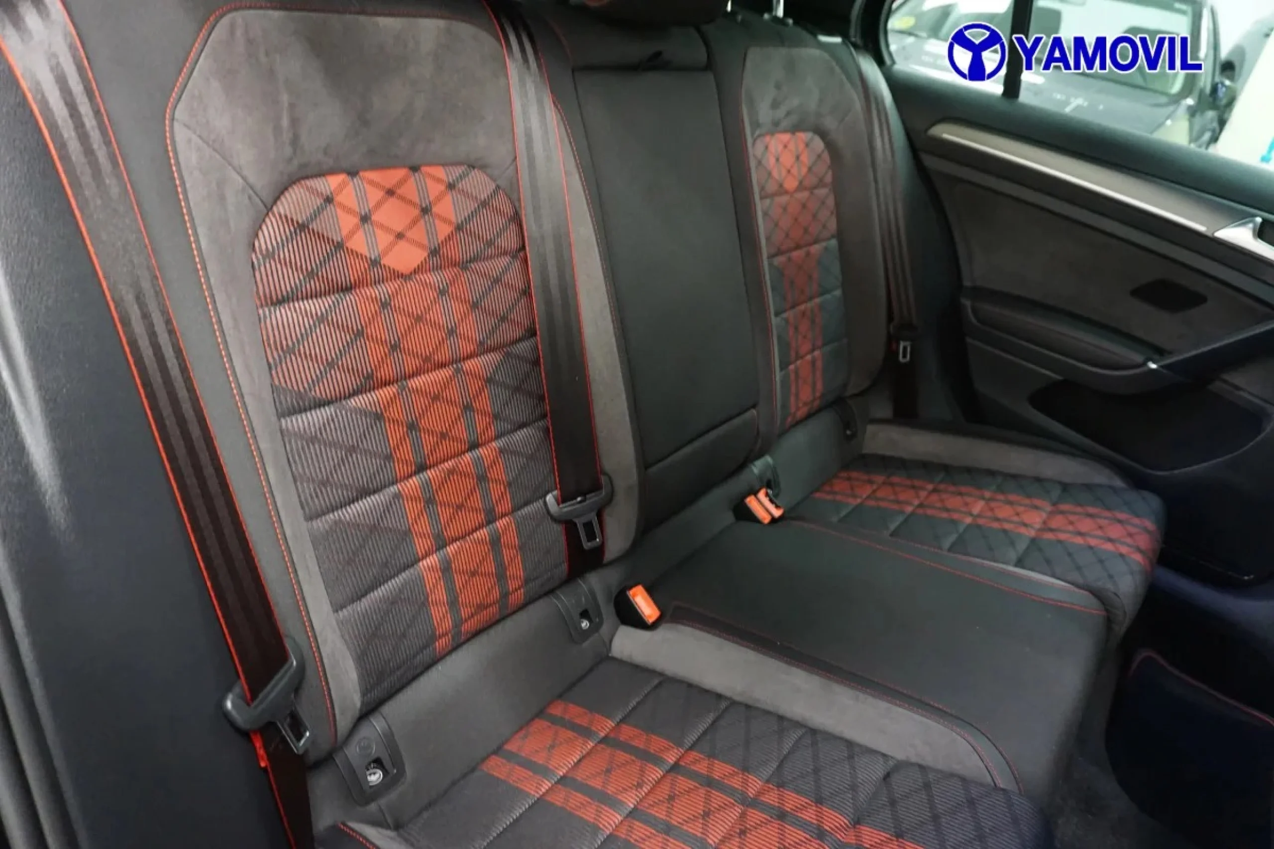 Volkswagen Golf GTI TCR 2.0 TSI 213 kW (290 CV) DSG - Foto 17