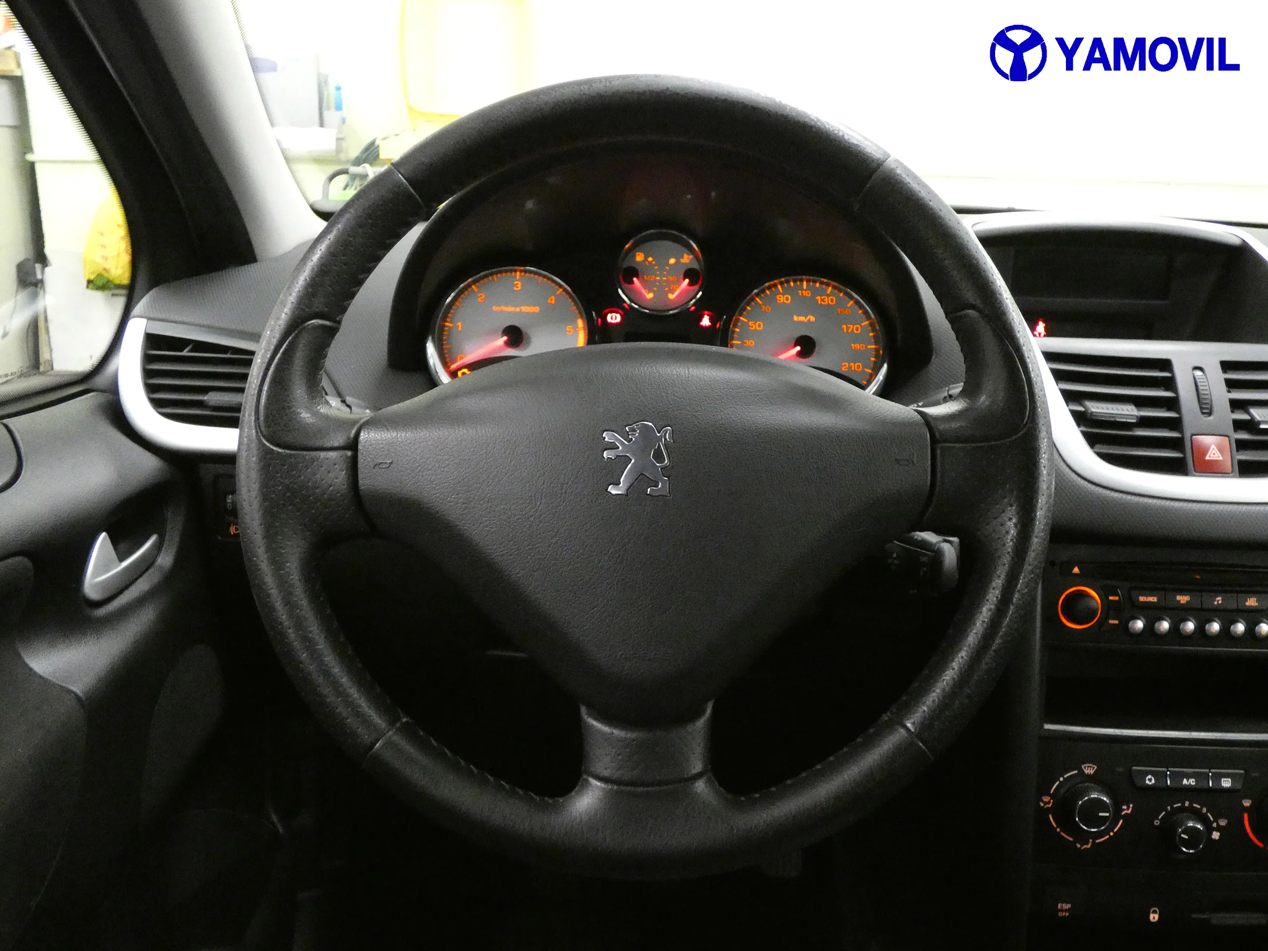 Peugeot 207 1.4 HDi ENVY 5P - Foto 14