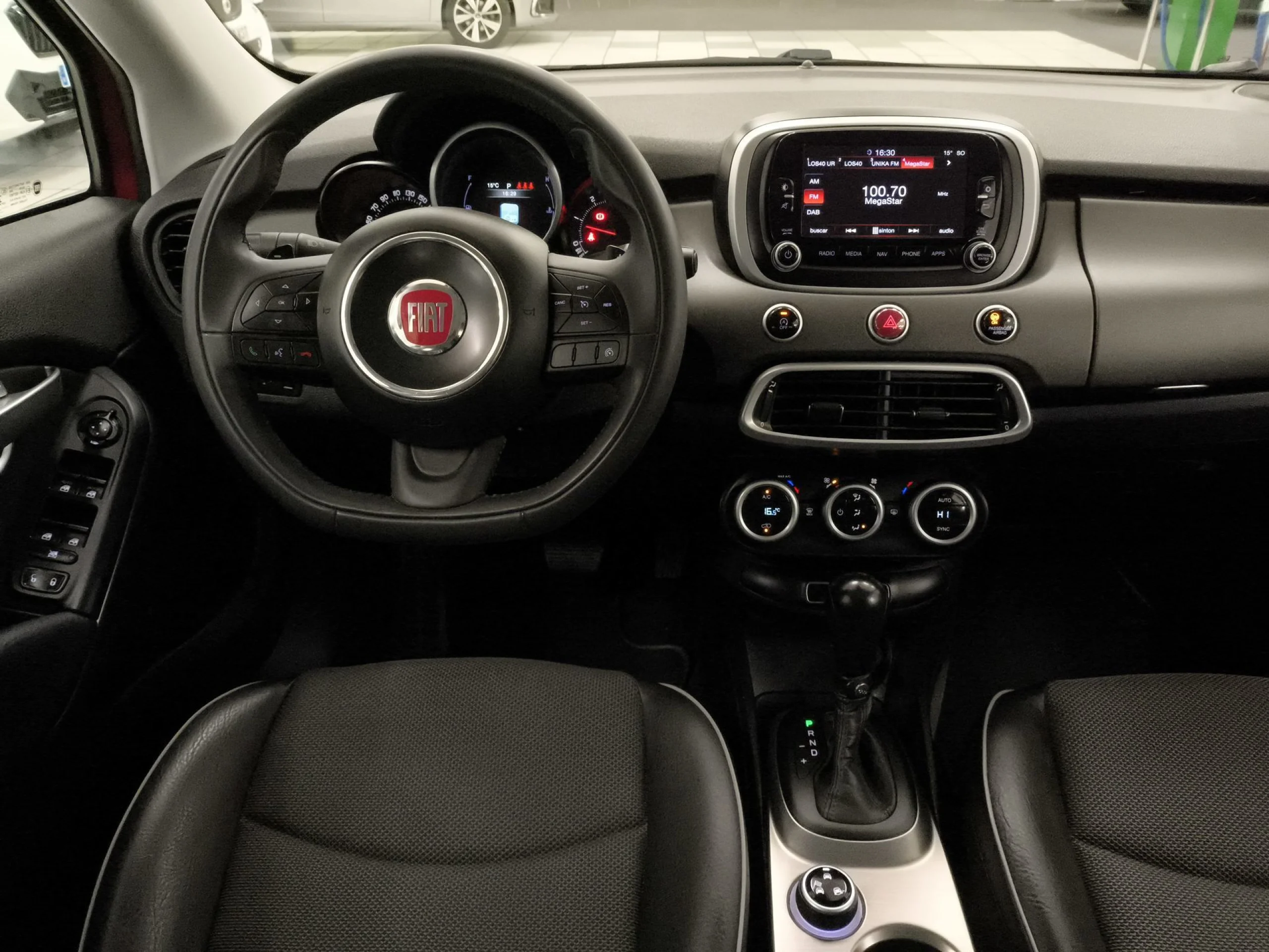 Fiat 500X 1.6 MultiJet Cross DCT 4x2 88 kW (120 CV) - Foto 17