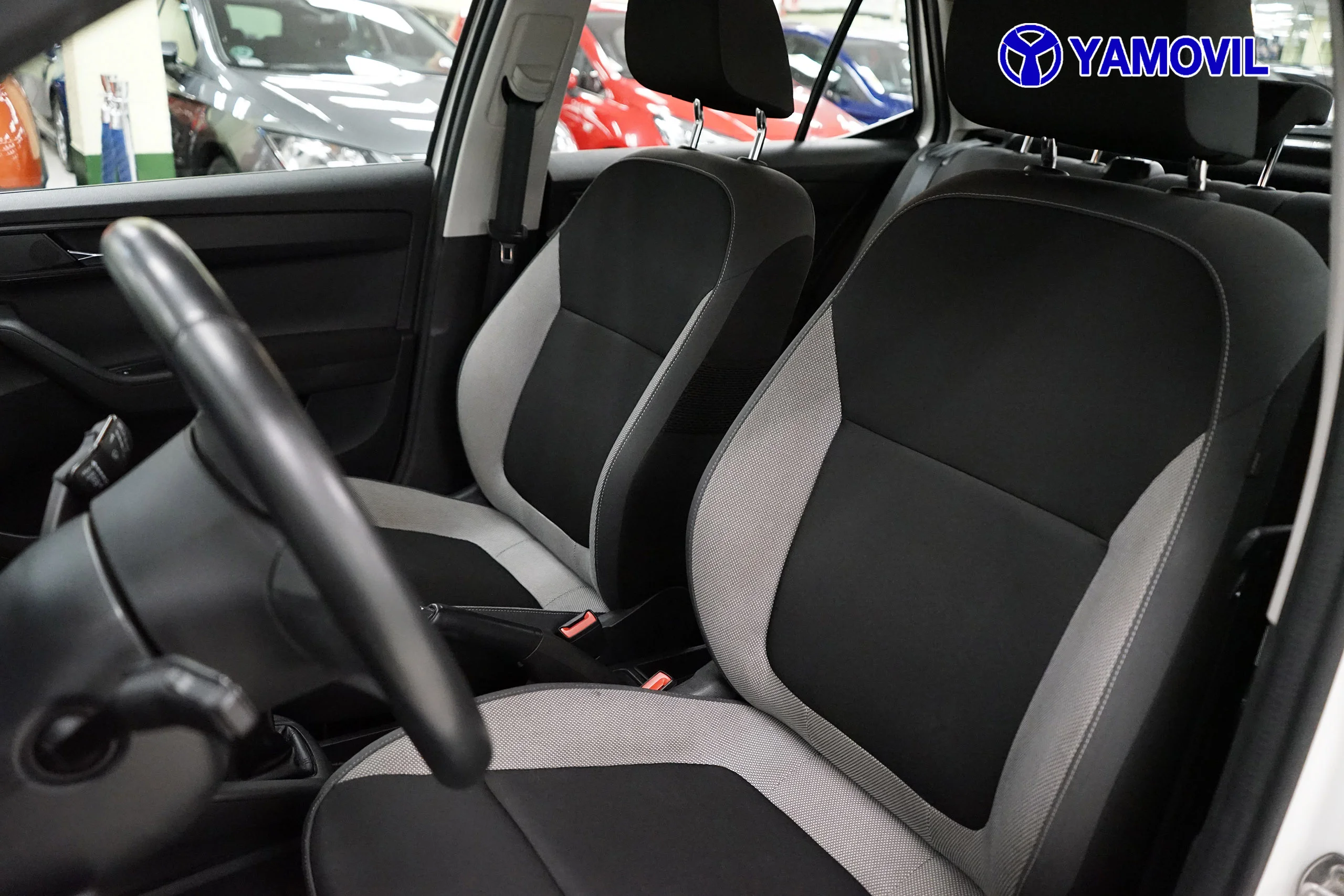 Skoda Fabia 1.4 TDI AMBITION 5P - Foto 13