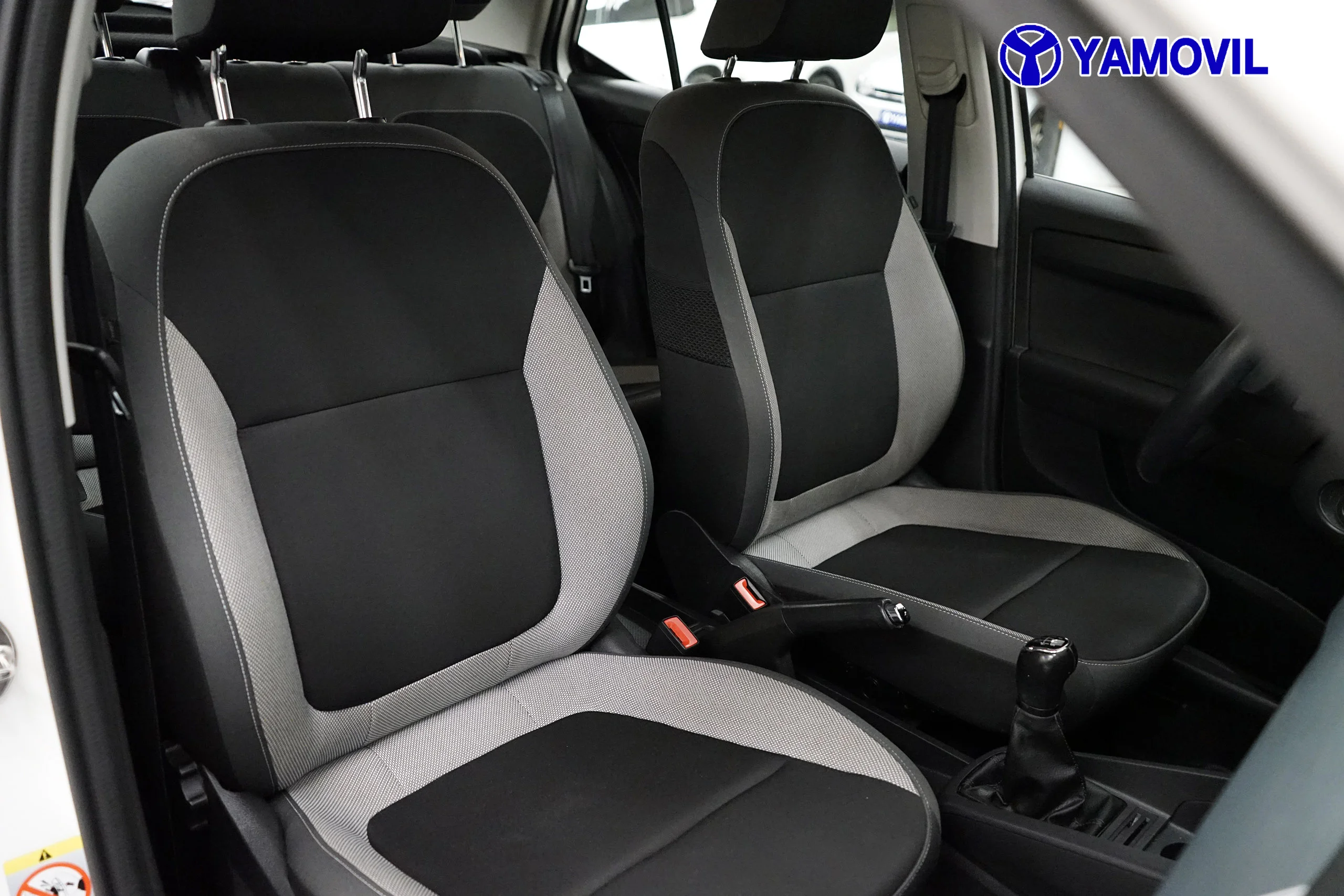 Skoda Fabia 1.4 TDI AMBITION 5P - Foto 15