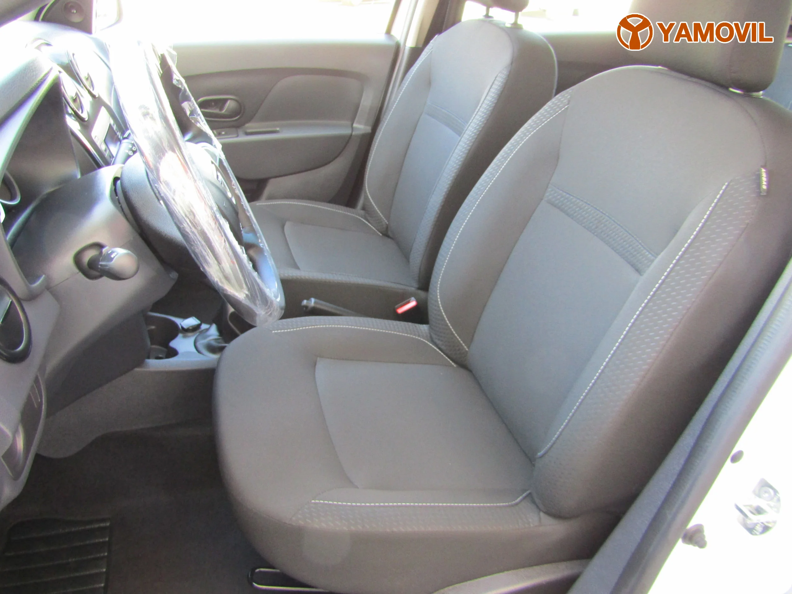 Dacia Sandero 1.0 ESSENTIAL 75 - Foto 17