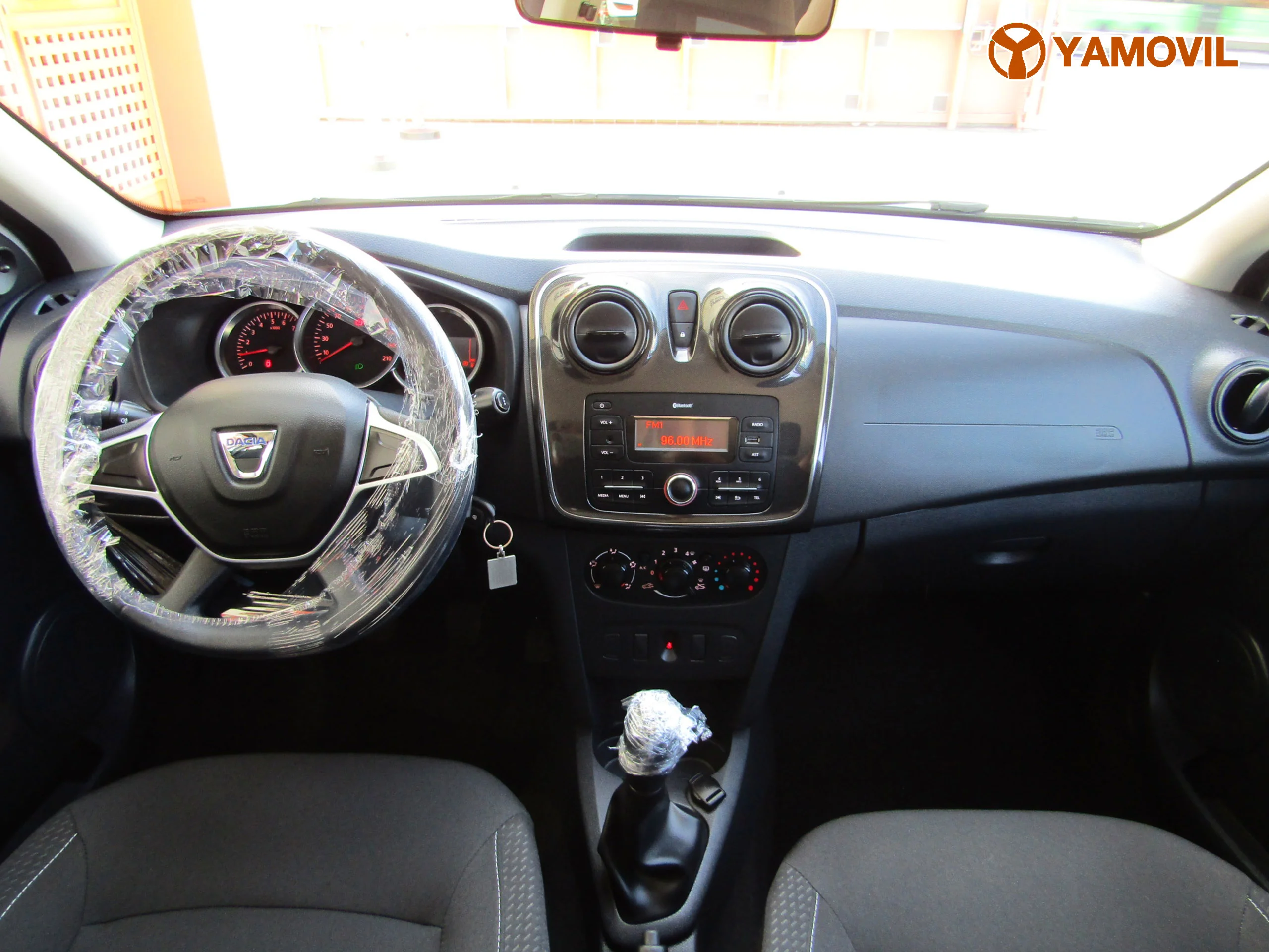 Dacia Sandero 1.0 ESSENTIAL 75 - Foto 15