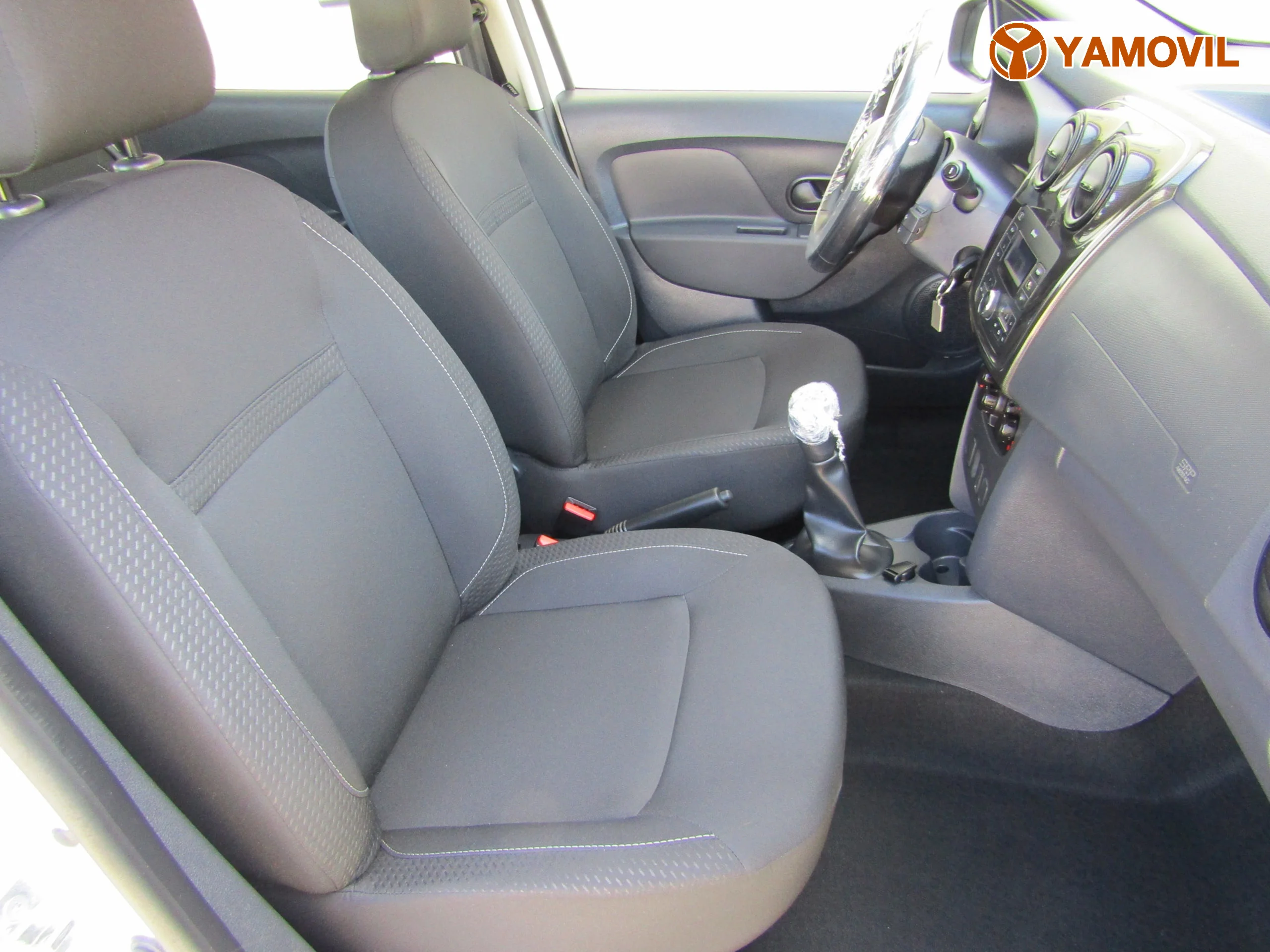 Dacia Sandero 1.0 ESSENTIAL 75 - Foto 12