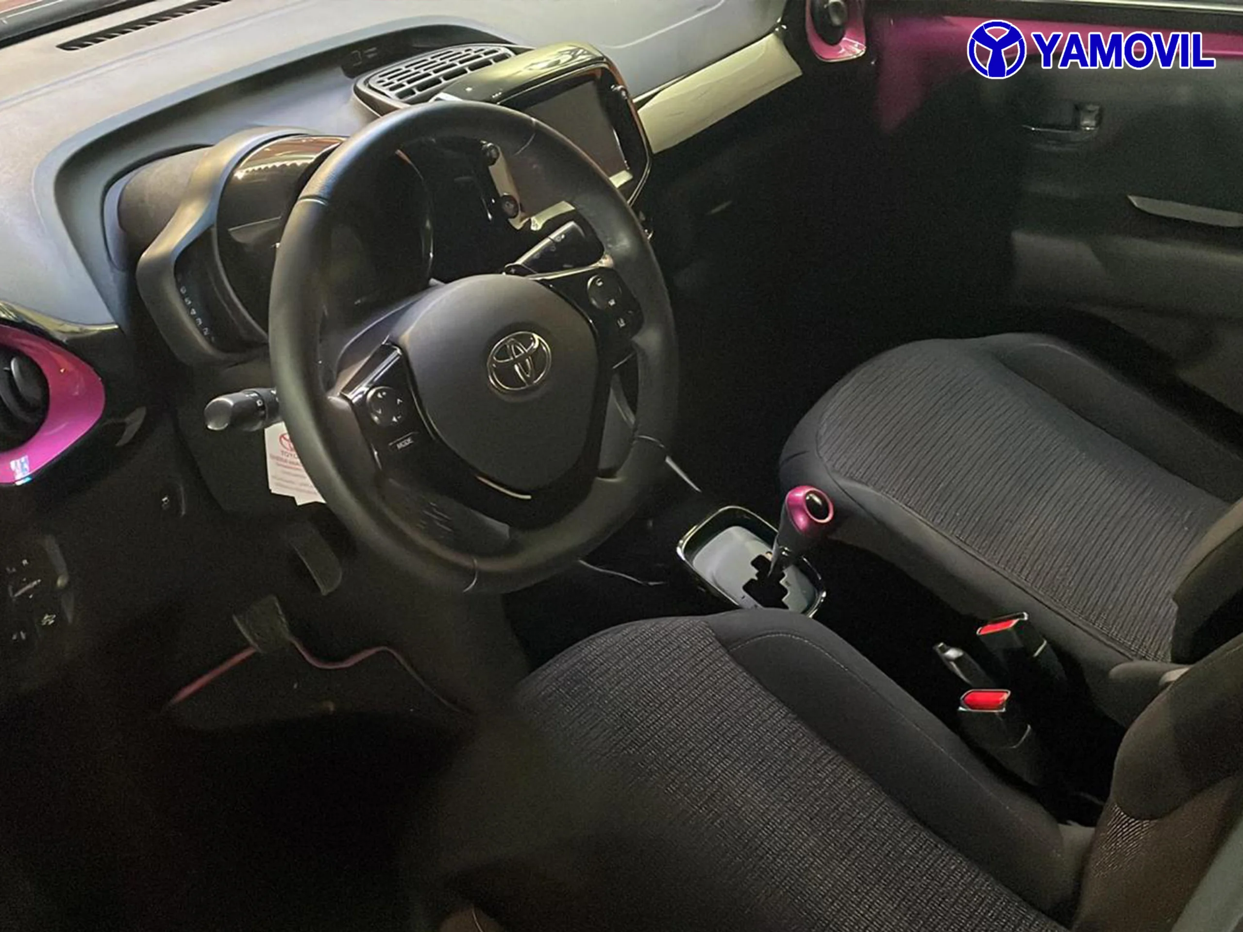 Toyota Aygo 1.0  X CITY 5P - Foto 3