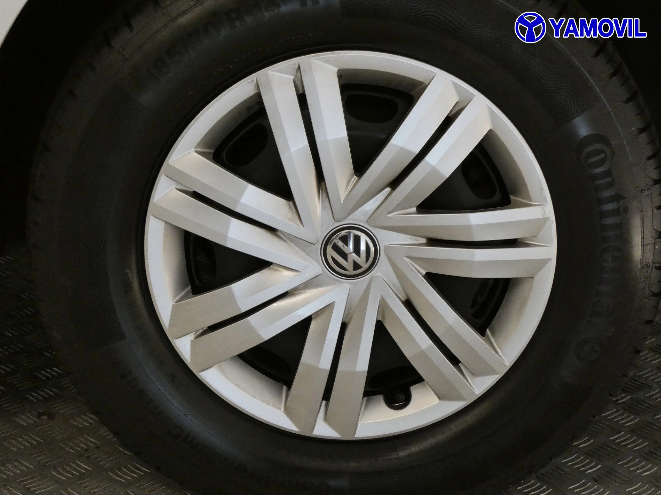 Volkswagen Polo 1.0 EDITION - Foto 11