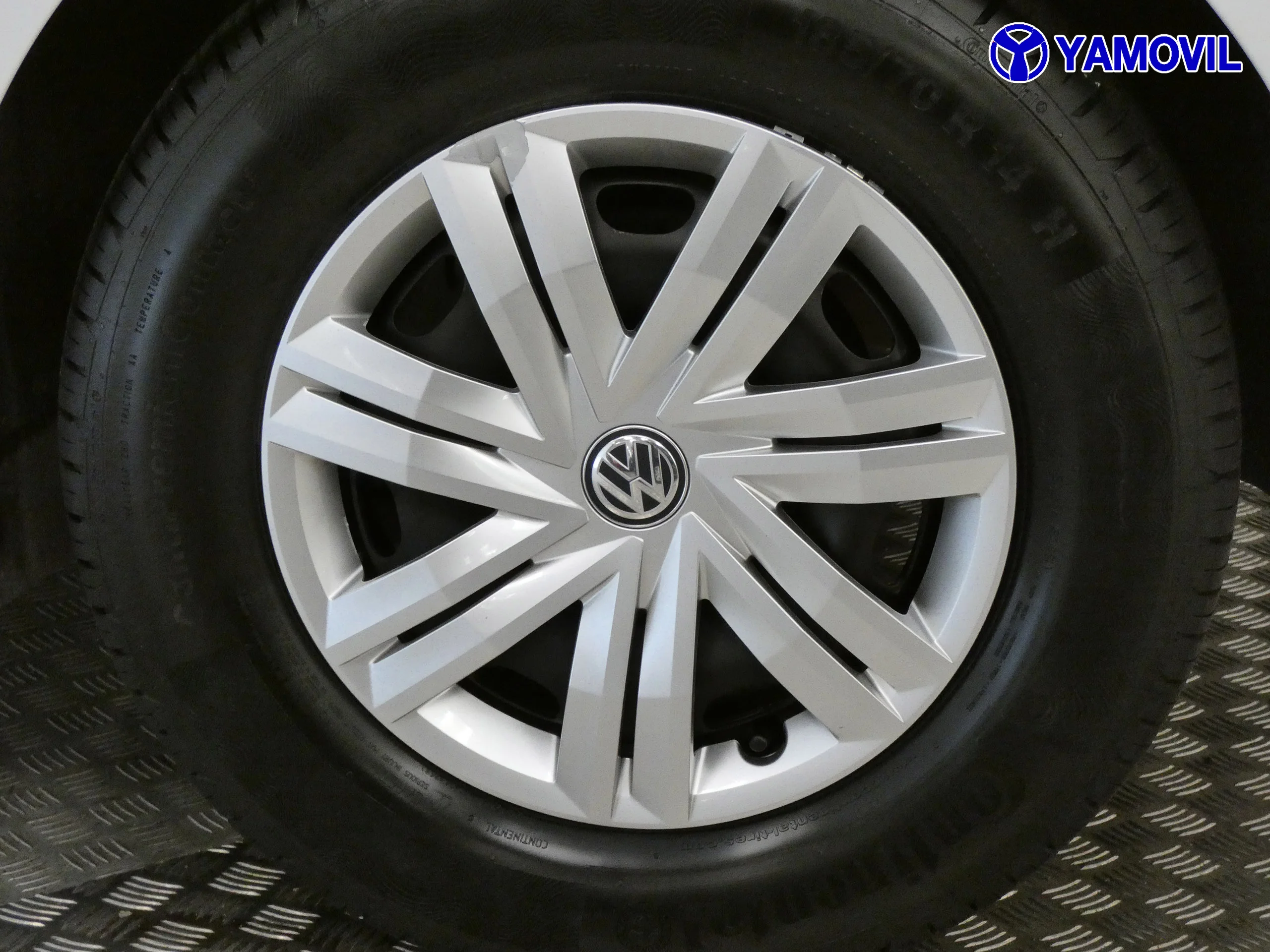 Volkswagen Polo 1.0 EDITION - Foto 10