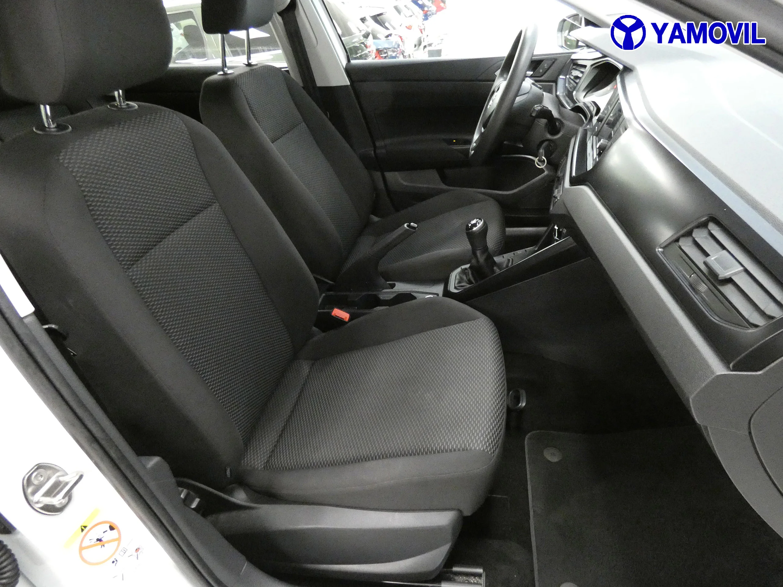Volkswagen Polo 1.0 EDITION - Foto 13