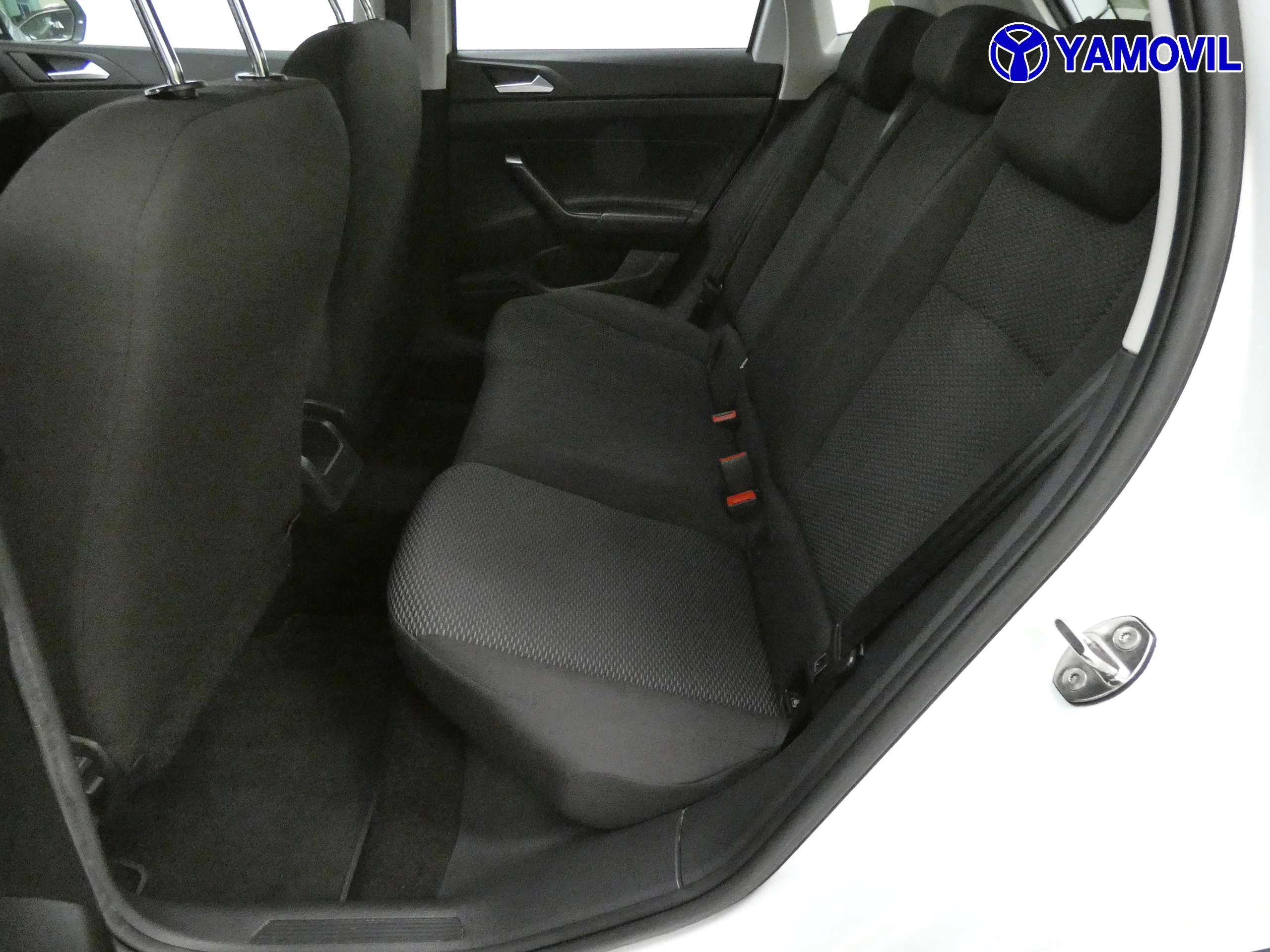 Volkswagen Polo 1.0 EDITION - Foto 23