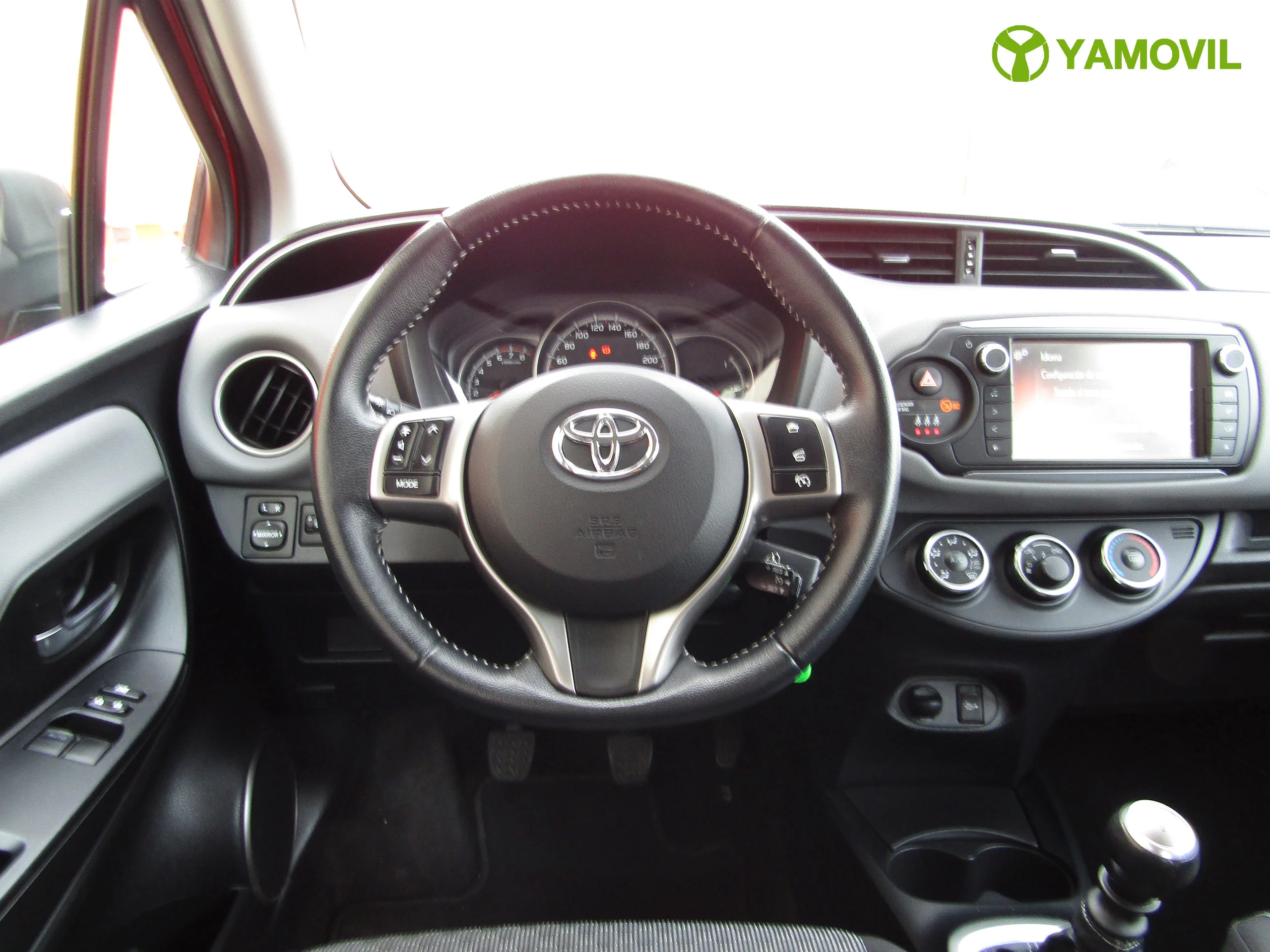 Toyota Yaris 1.3 100CV ACTIVE - Foto 19