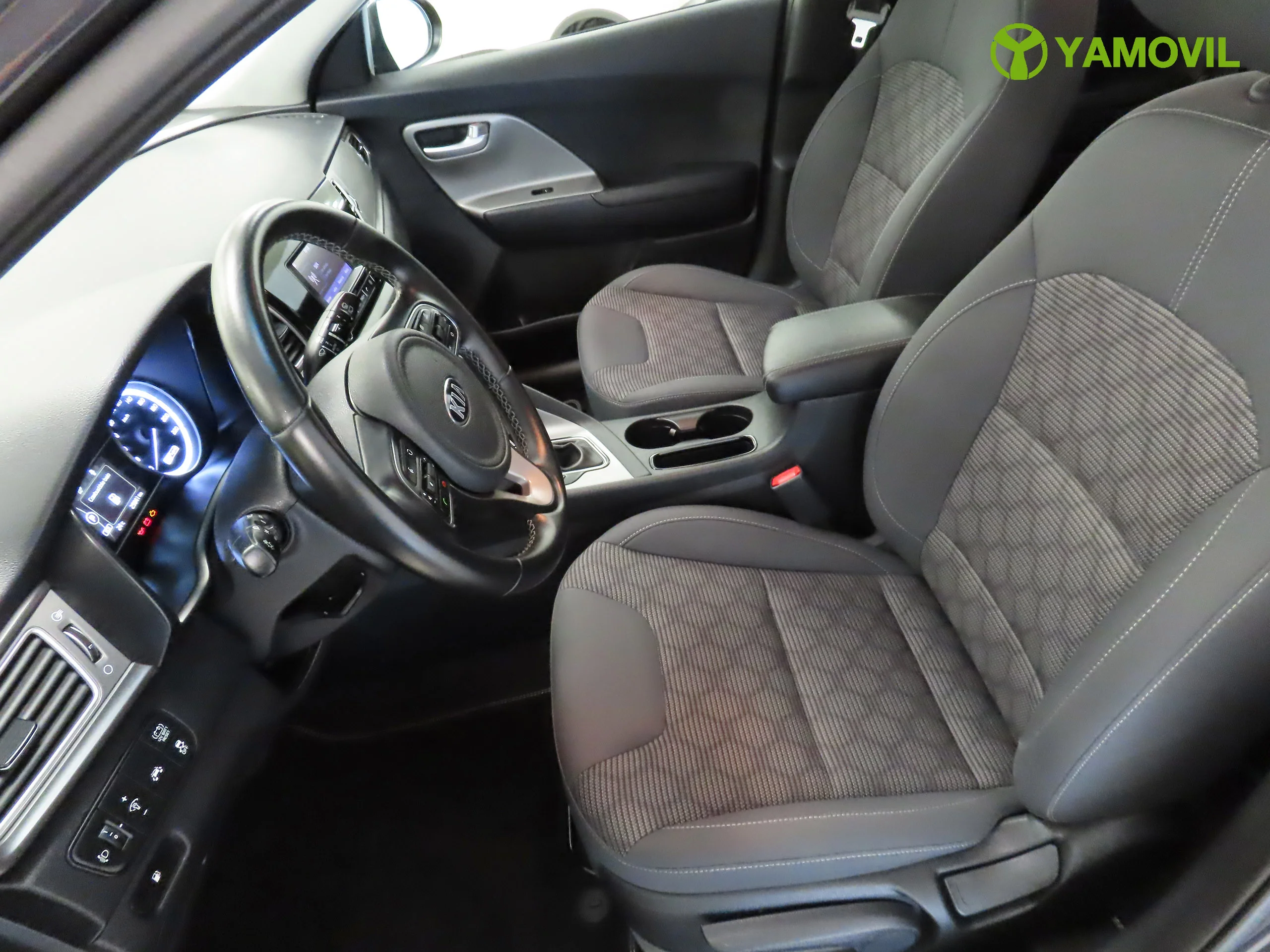 Kia Niro 1.6 GDi HYBRID 141CV CONCEPT - Foto 17