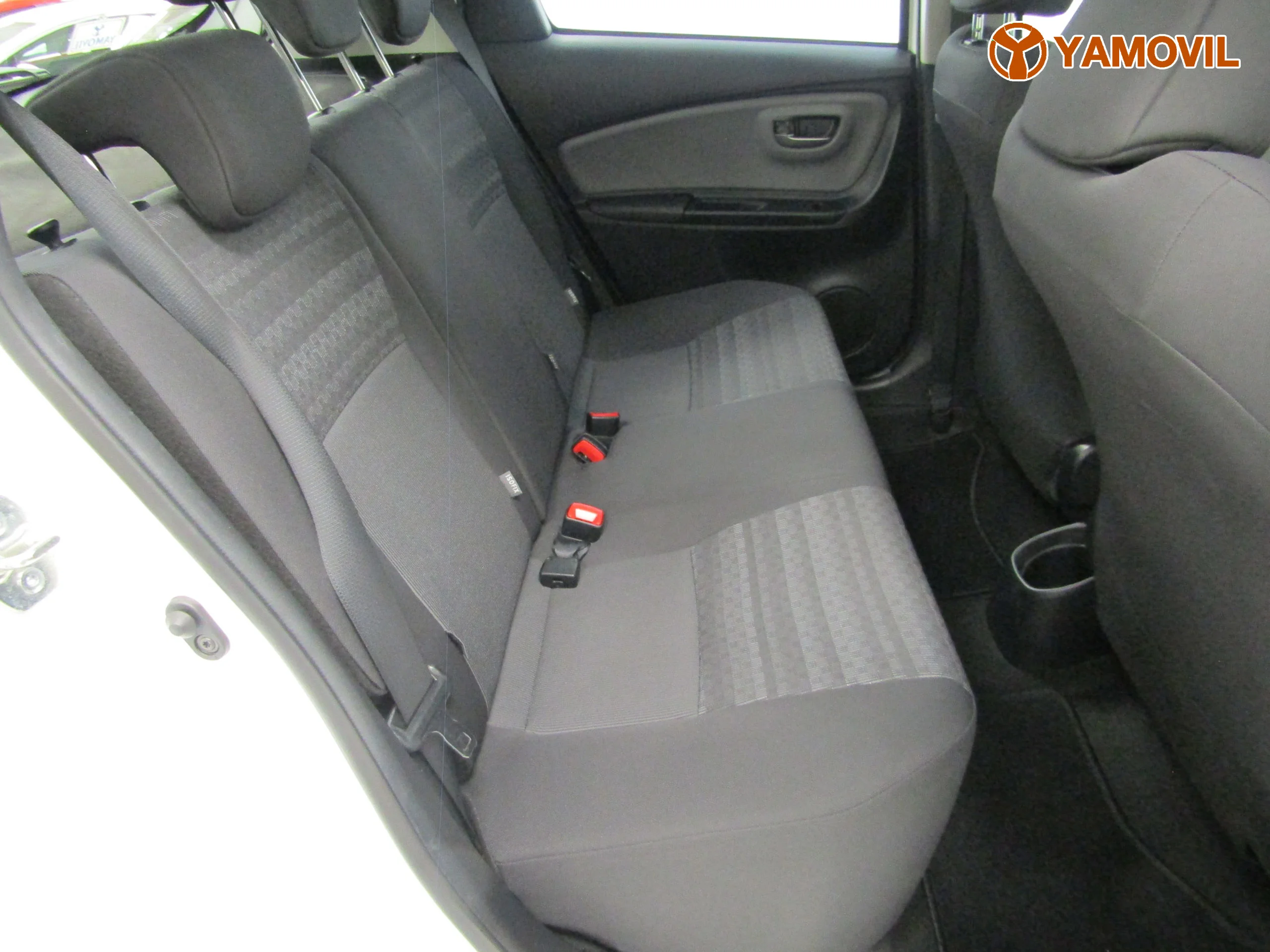 Toyota Yaris 1.3 ACTIVE - Foto 15