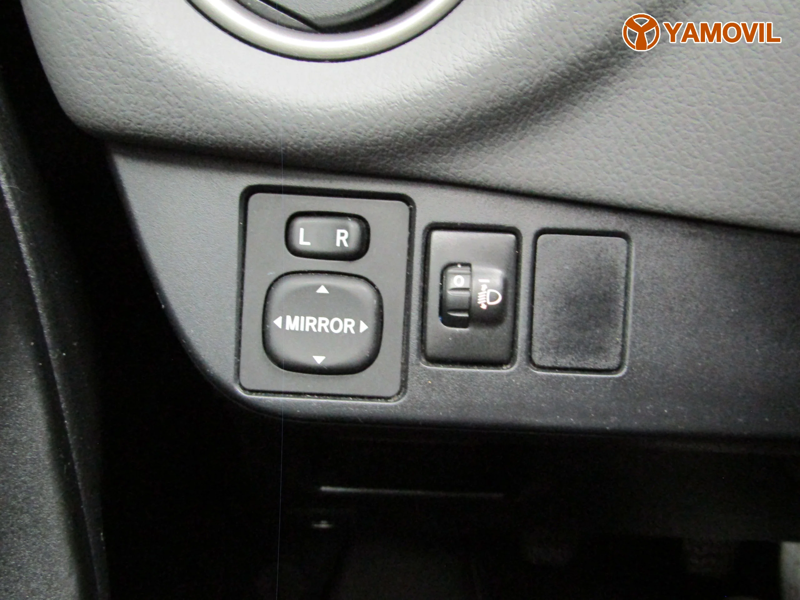 Toyota Yaris 1.3 ACTIVE - Foto 26