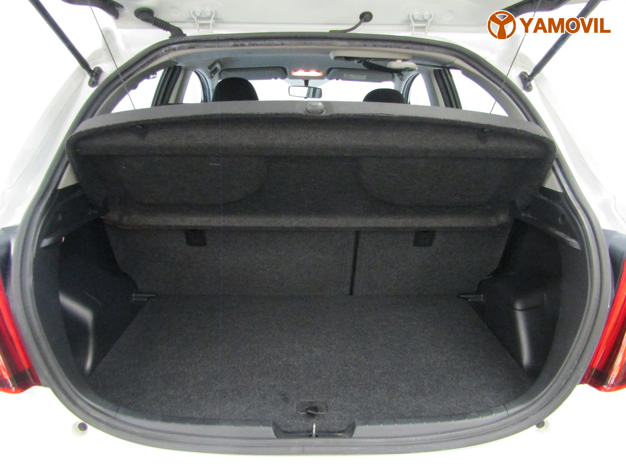 Toyota Yaris 1.3 ACTIVE - Foto 7