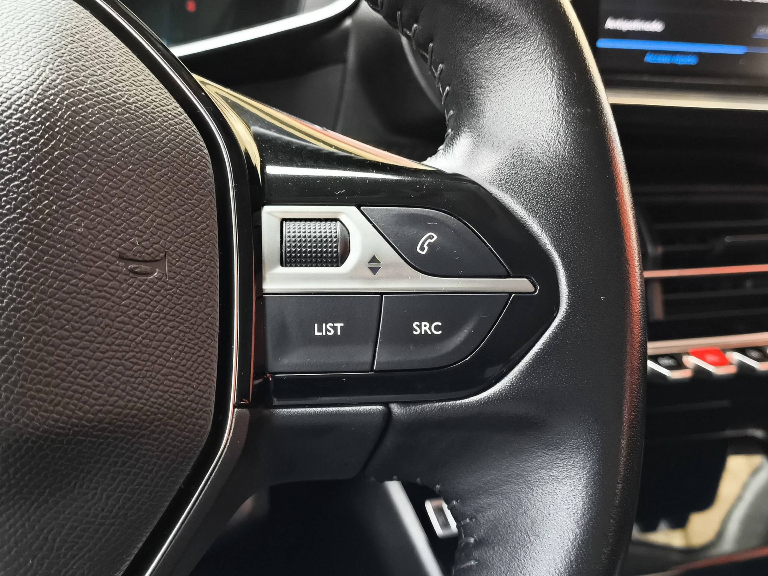Peugeot 208 PureTech 100 Allure Pack 75 kW (100 CV) - Foto 16