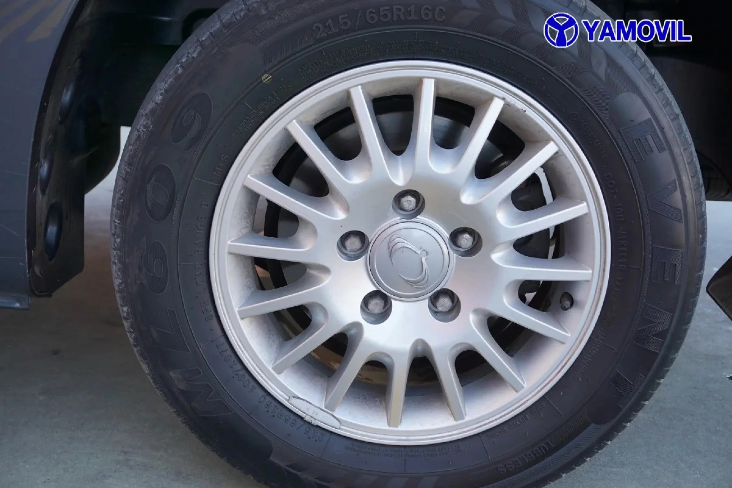 SsangYong Rodius 270 Xdi Premium 121 kW (165 CV) - Foto 11