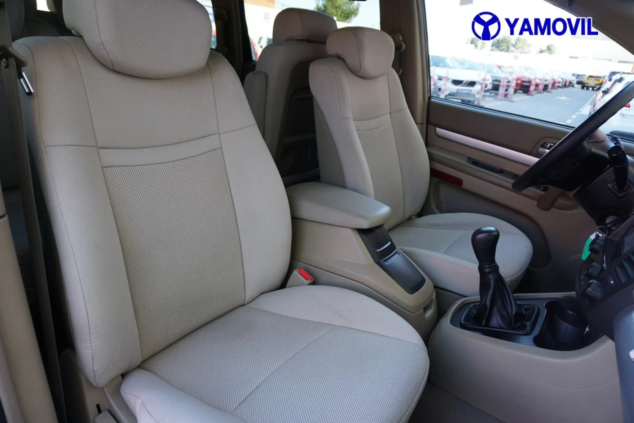 SsangYong Rodius 270 Xdi Premium 121 kW (165 CV) - Foto 16