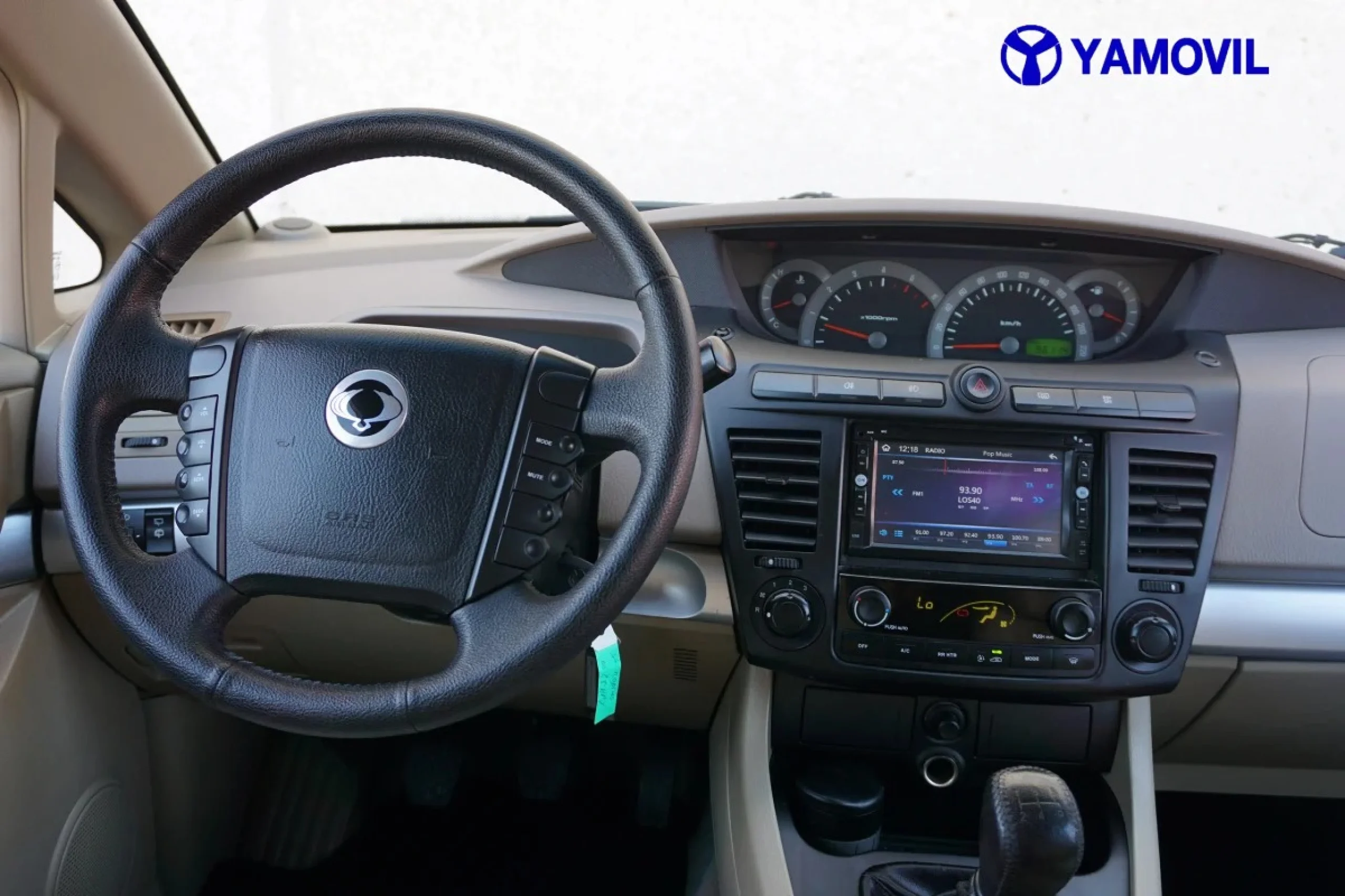 SsangYong Rodius 270 Xdi Premium 121 kW (165 CV) - Foto 18