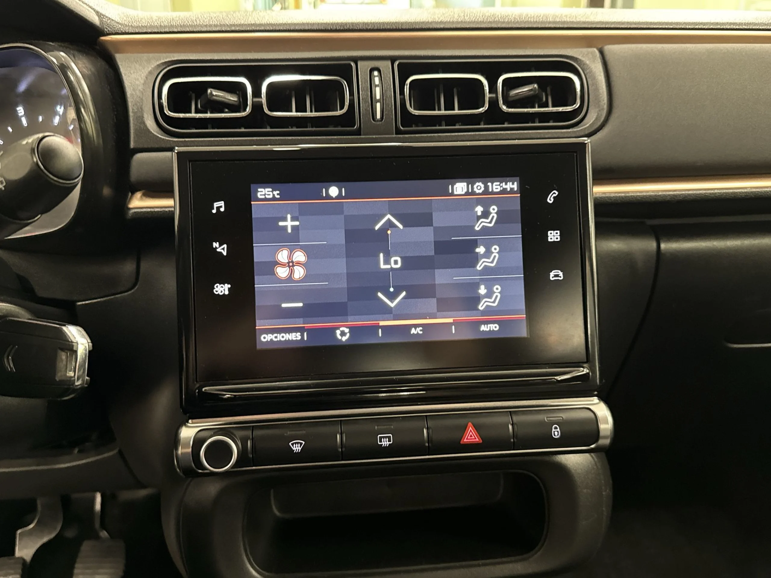 Citroen C3 PureTech 110 SANDS Origins 81 kW (110 CV) - Foto 18