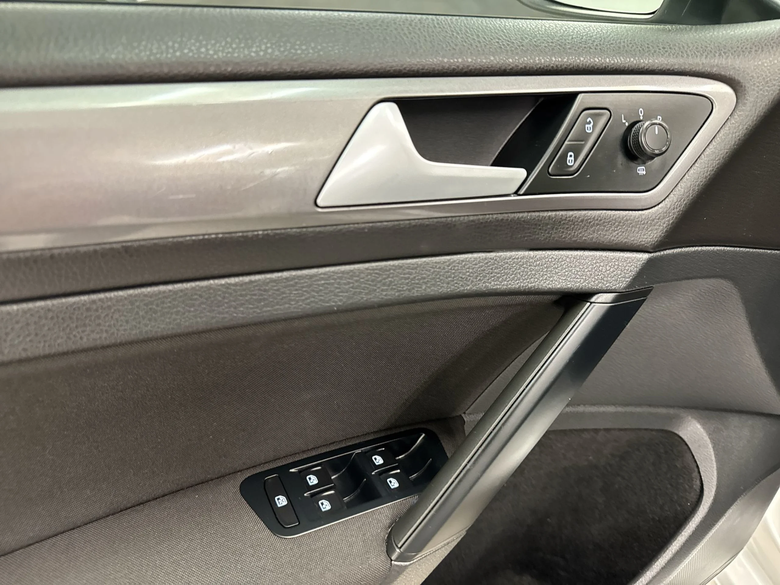 Volkswagen Golf Business 1.6 TDI BMT 81 kW (110 CV) - Foto 10