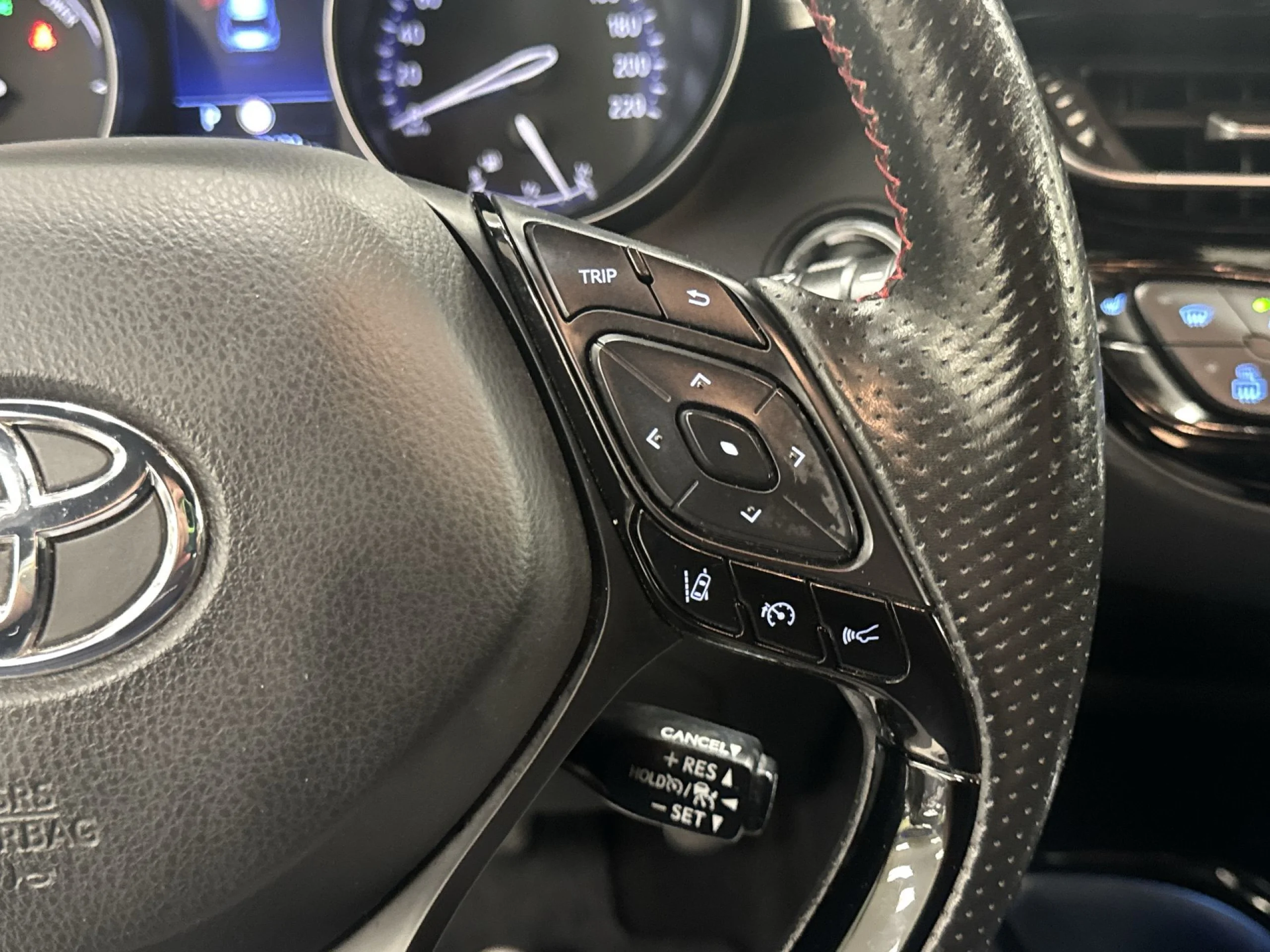 Toyota C-HR 180H GR Sport 135 kW (184 CV) - Foto 16