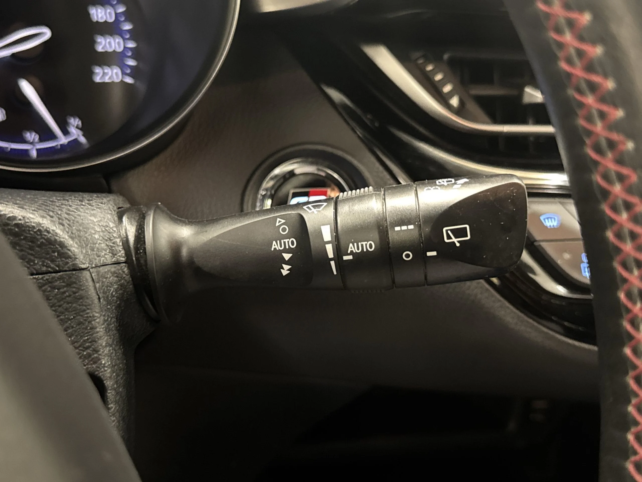 Toyota C-HR 180H GR Sport 135 kW (184 CV) - Foto 18