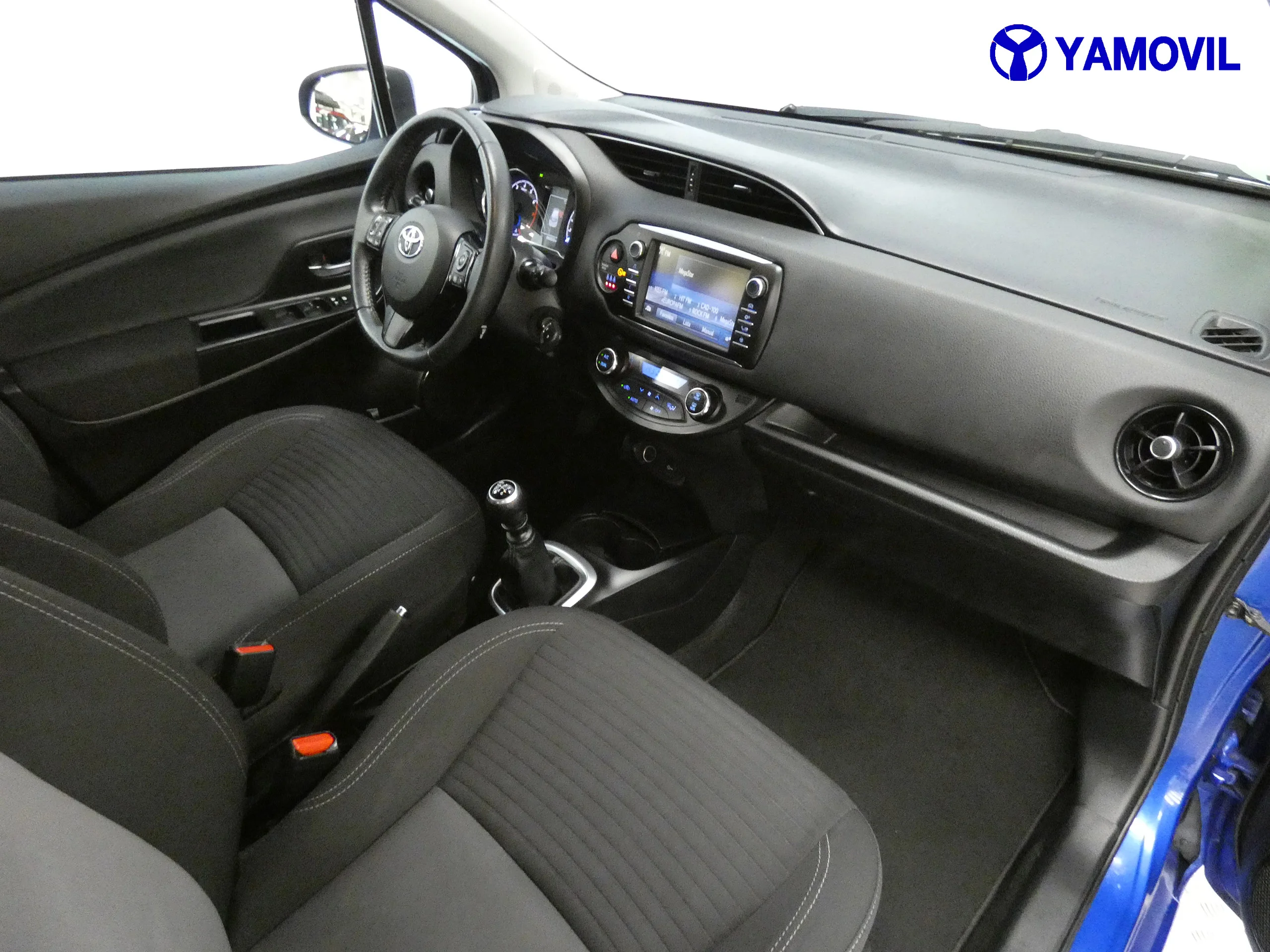 Toyota Yaris 1.5 FEEL  - Foto 18