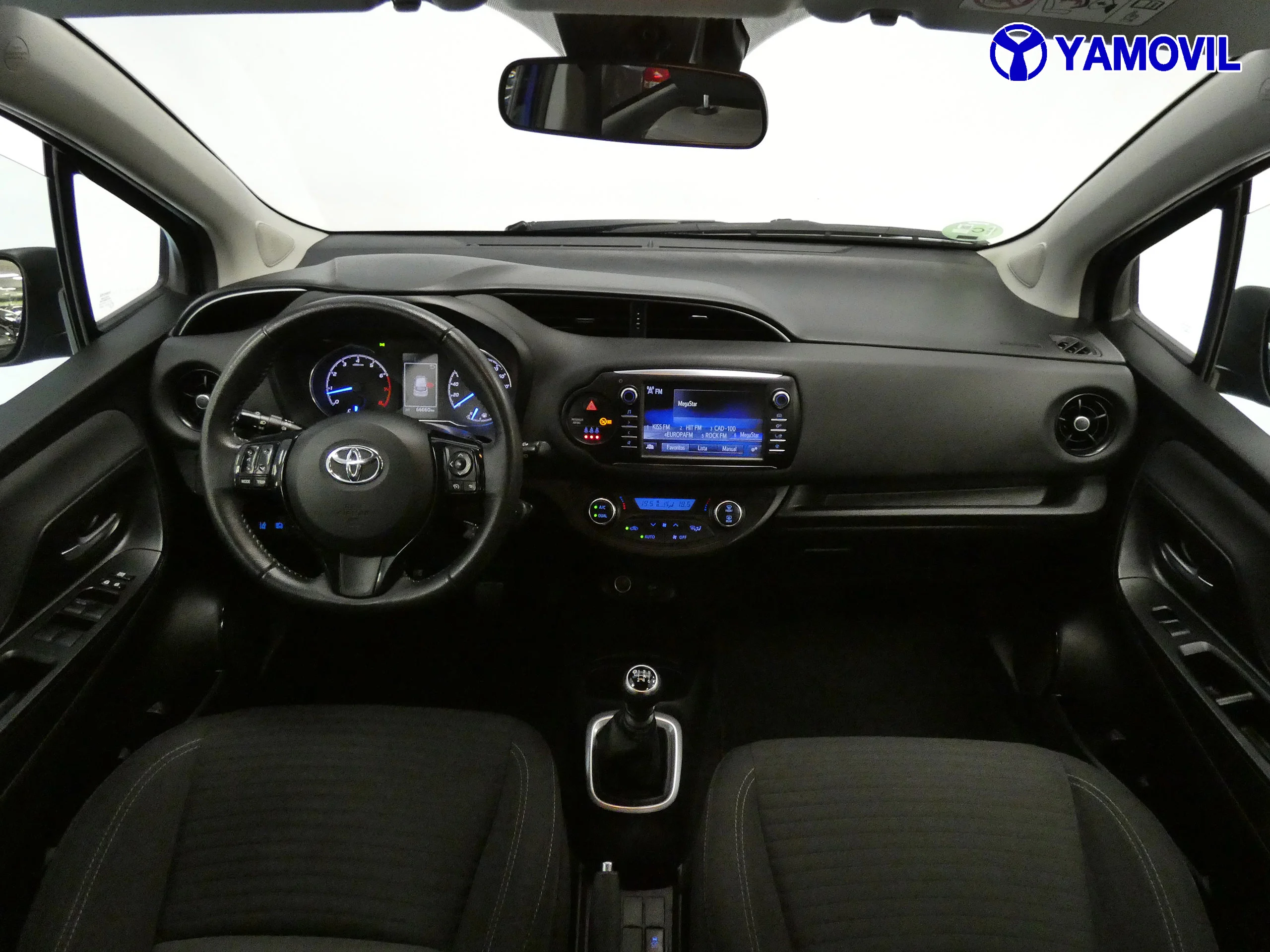 Toyota Yaris 1.5 FEEL  - Foto 15