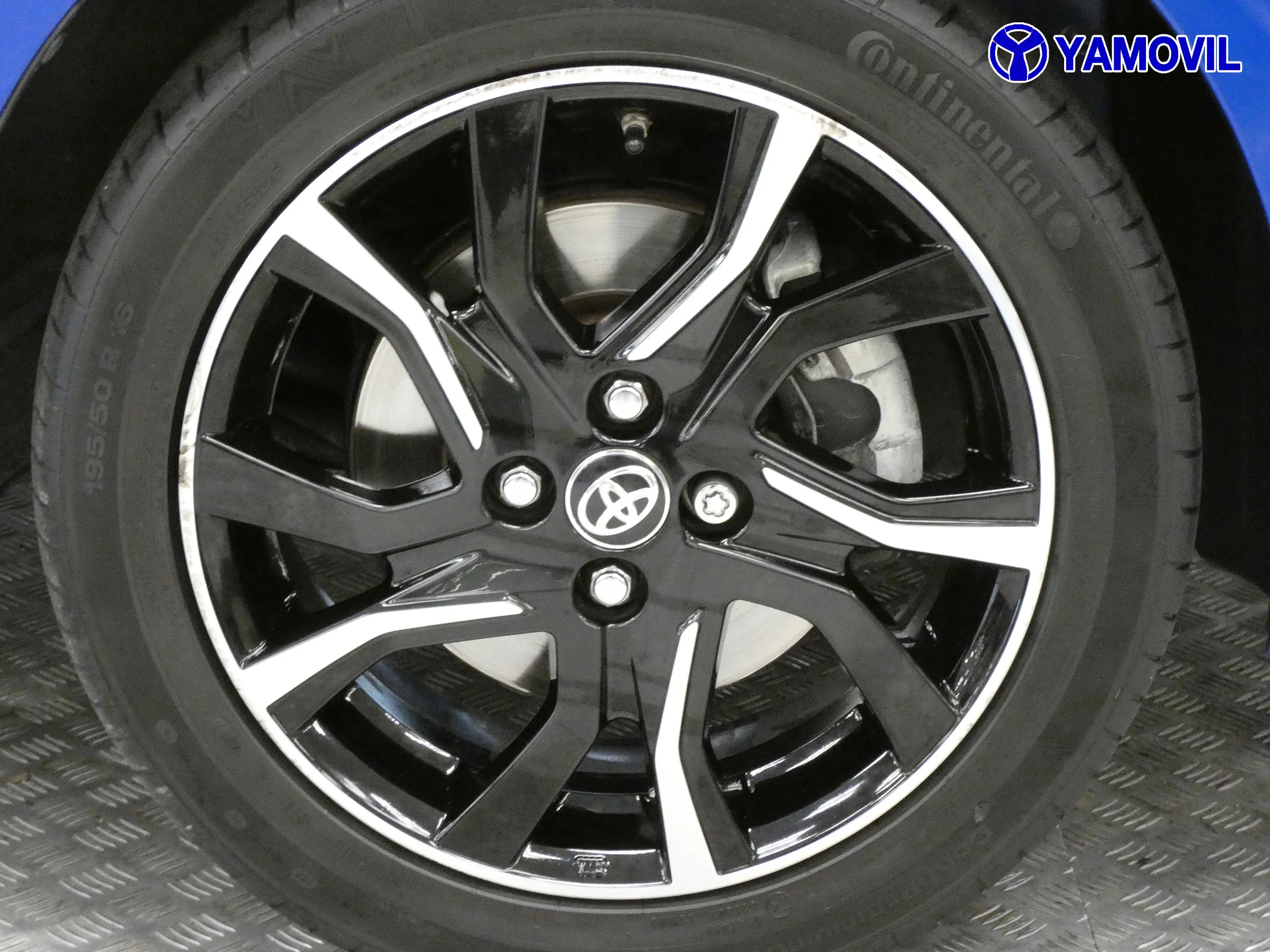 Toyota Yaris 1.5 FEEL  - Foto 11