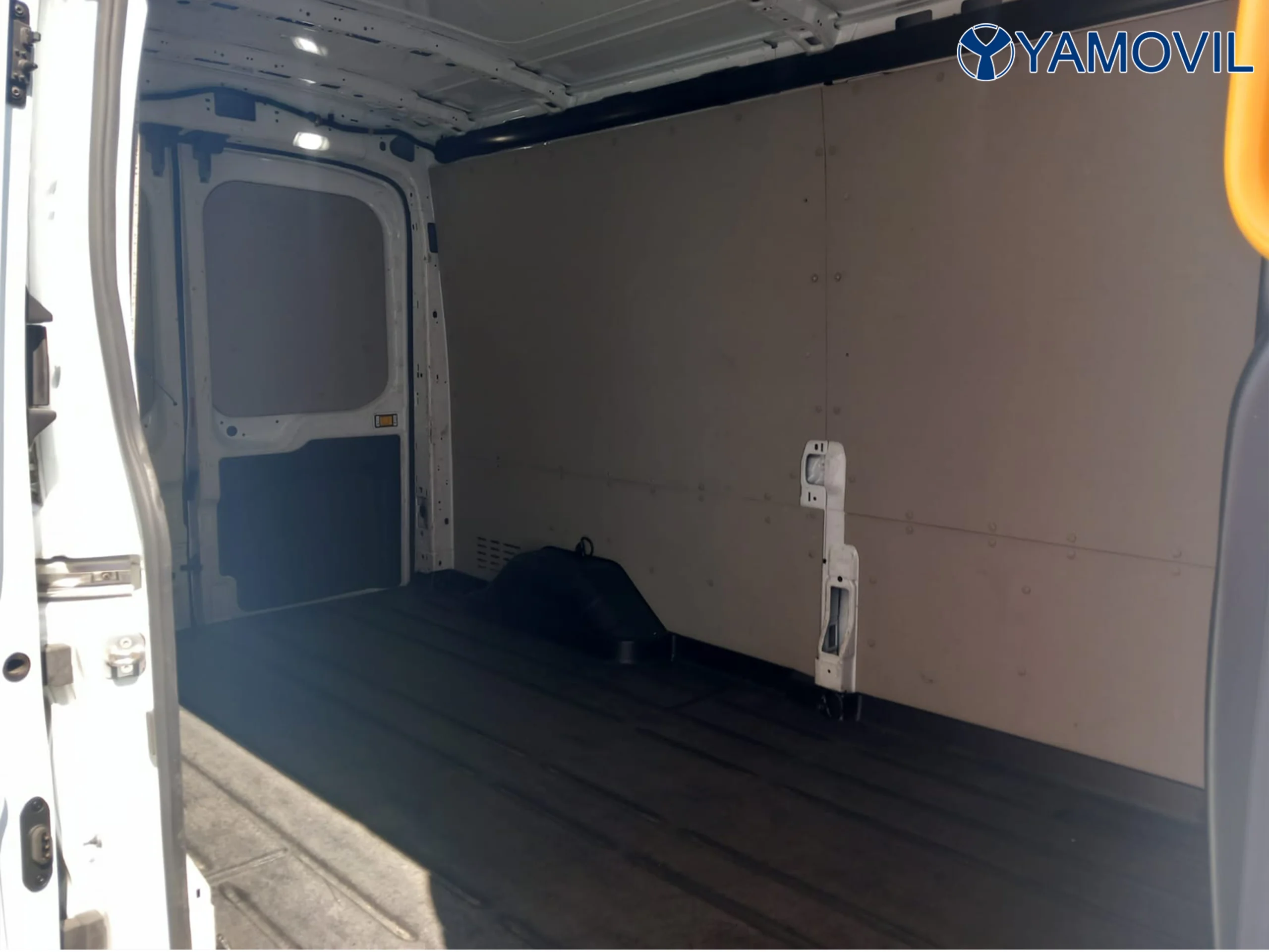 Ford Transit Furgon 350 BEV L3 RWD 135 kW (184 CV) - Foto 8