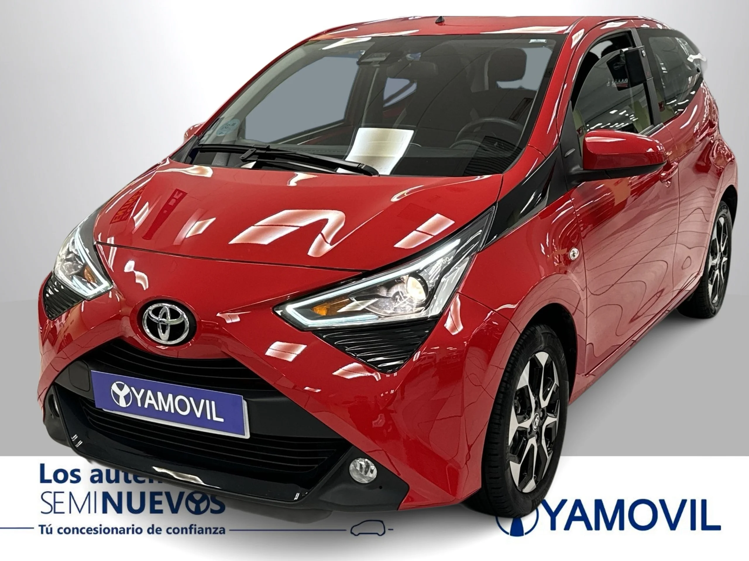 Toyota Aygo 1.0 70 x-play 53 kW (72 CV) - Foto 3