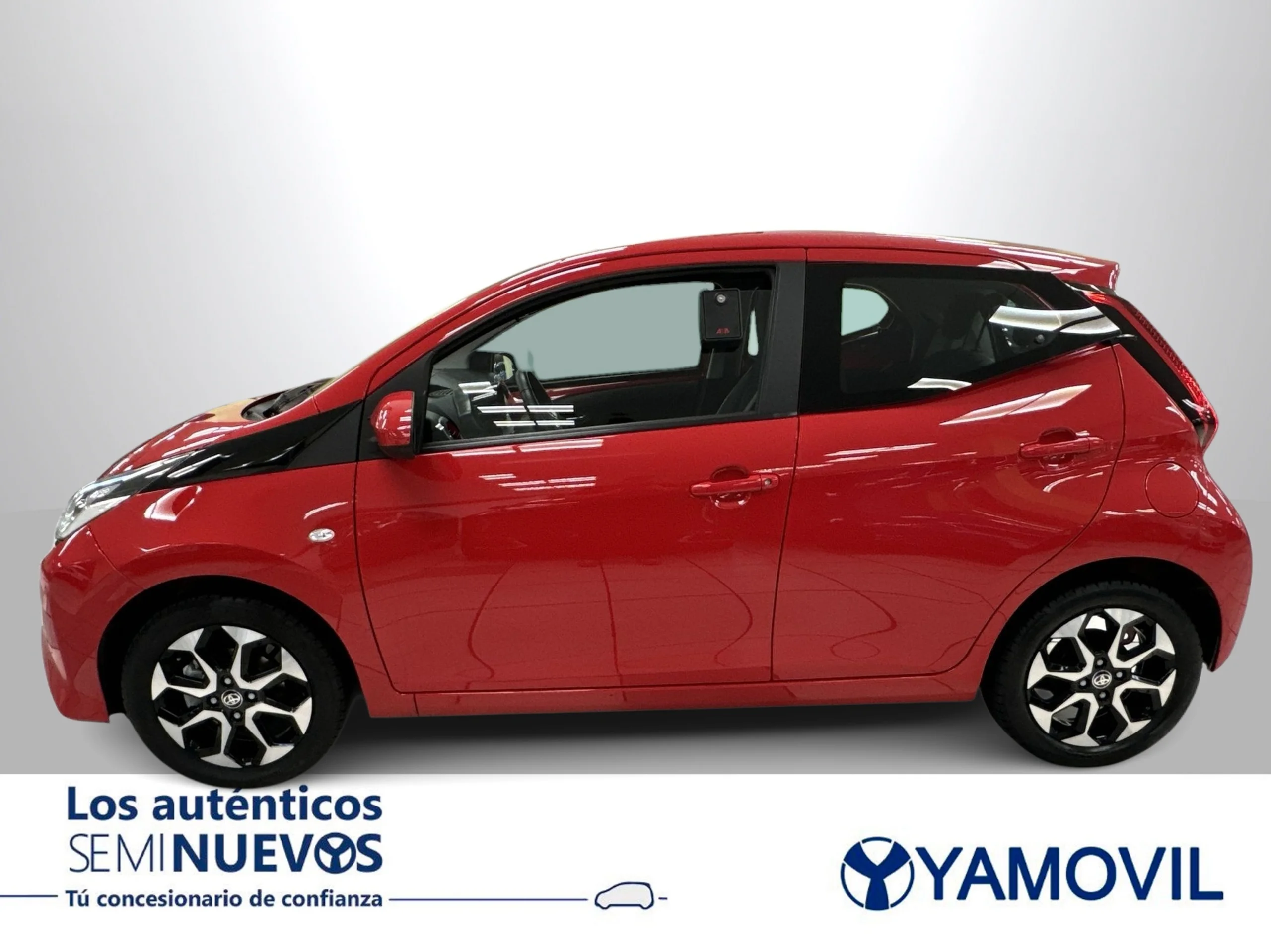 Toyota Aygo 1.0 70 x-play 53 kW (72 CV) - Foto 4
