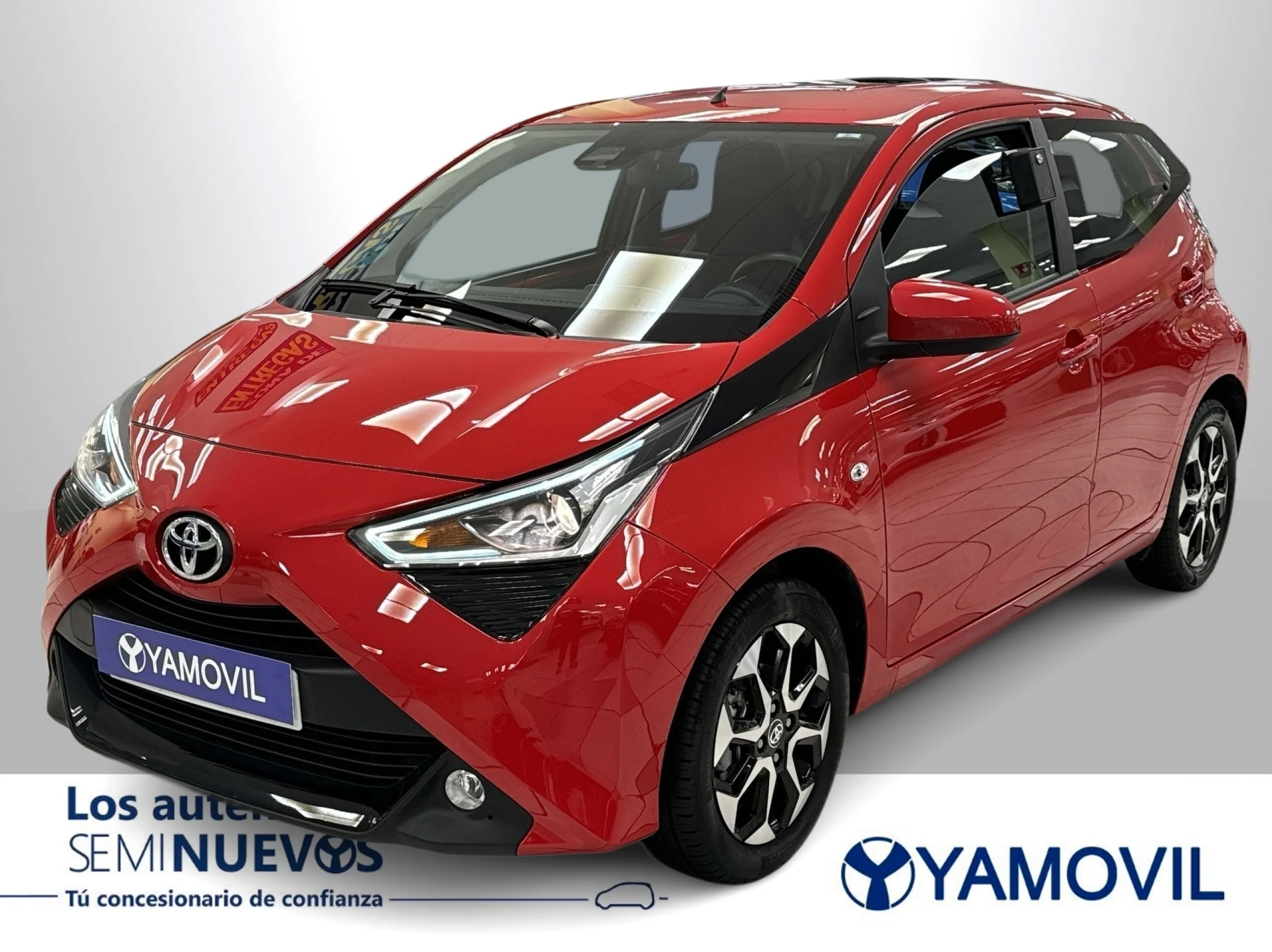 Toyota Aygo 1.0 70 x-play 53 kW (72 CV) - Foto 1