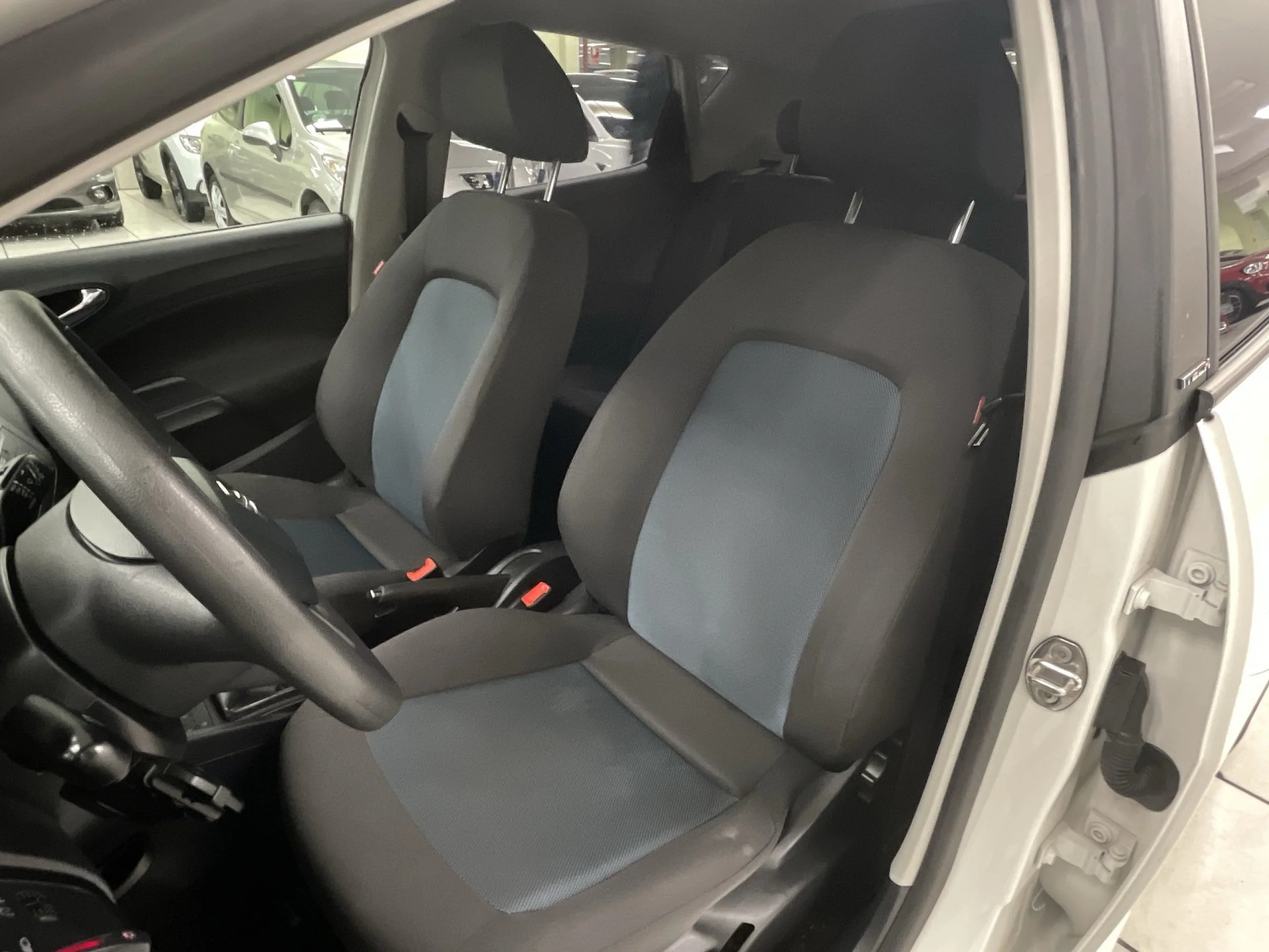 Seat Ibiza 1.2 TSI Reference 63 kW (85 CV) - Foto 8