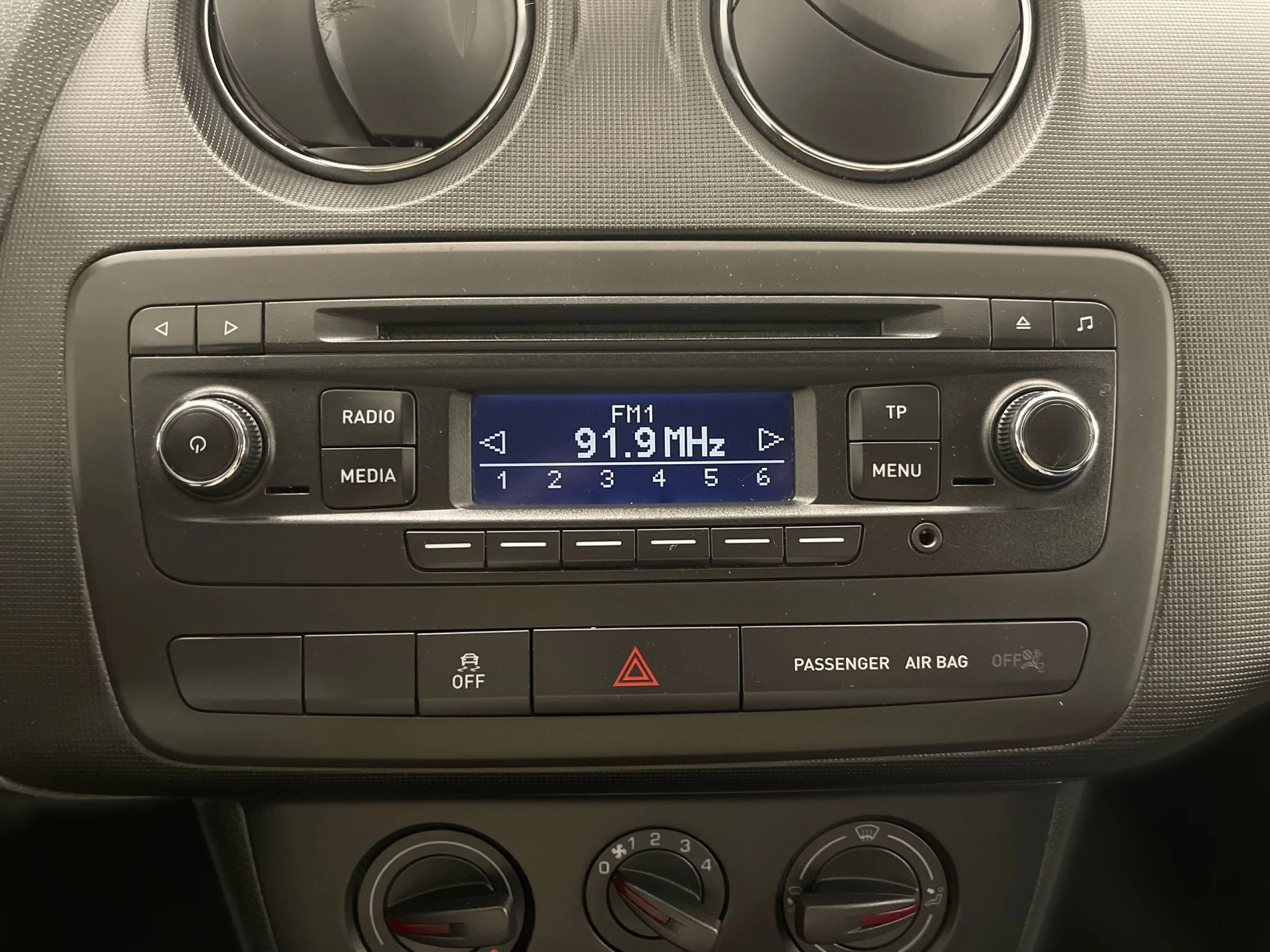 Seat Ibiza 1.2 TSI Reference 63 kW (85 CV) - Foto 12