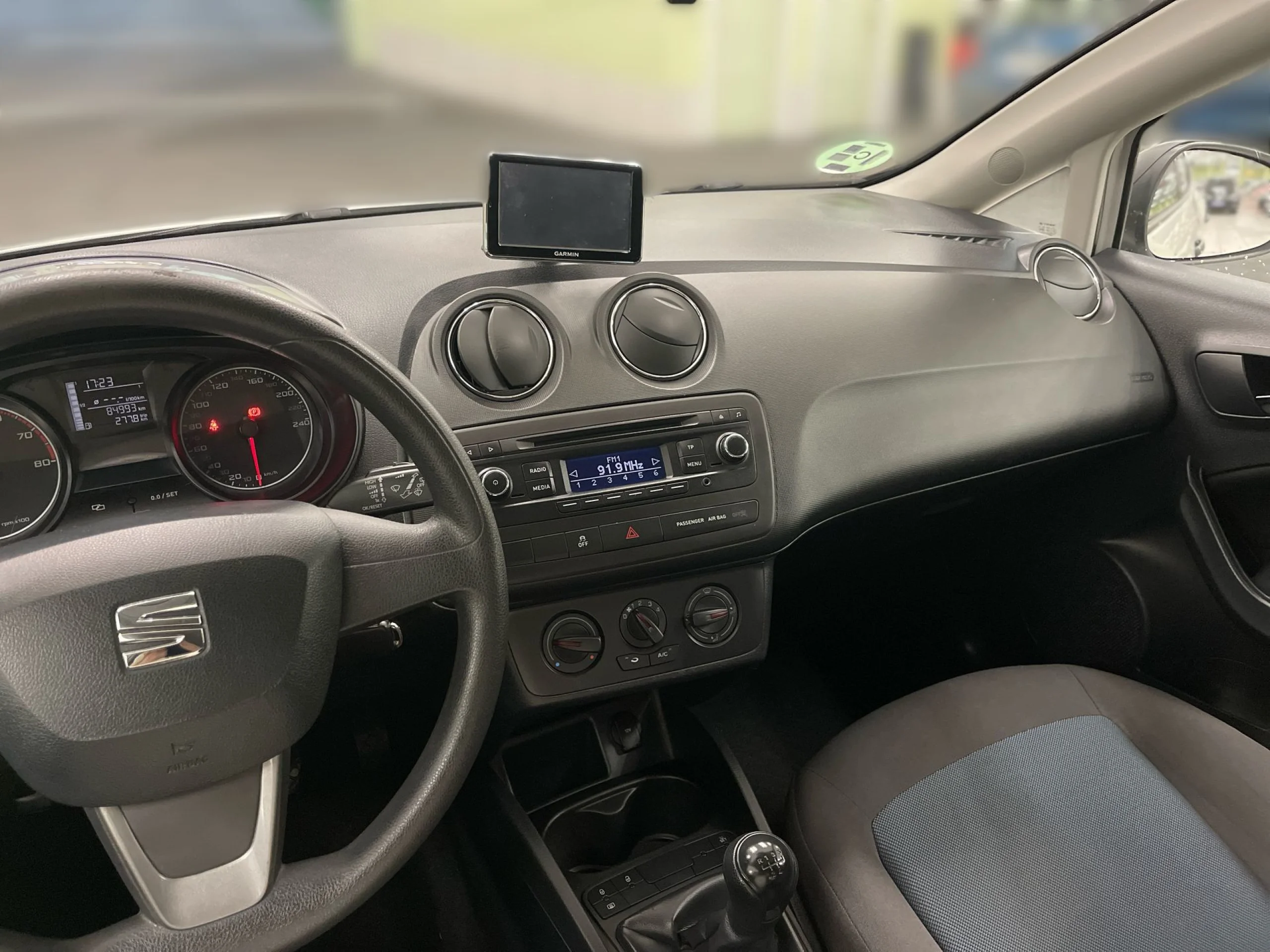 Seat Ibiza 1.2 TSI Reference 63 kW (85 CV) - Foto 15