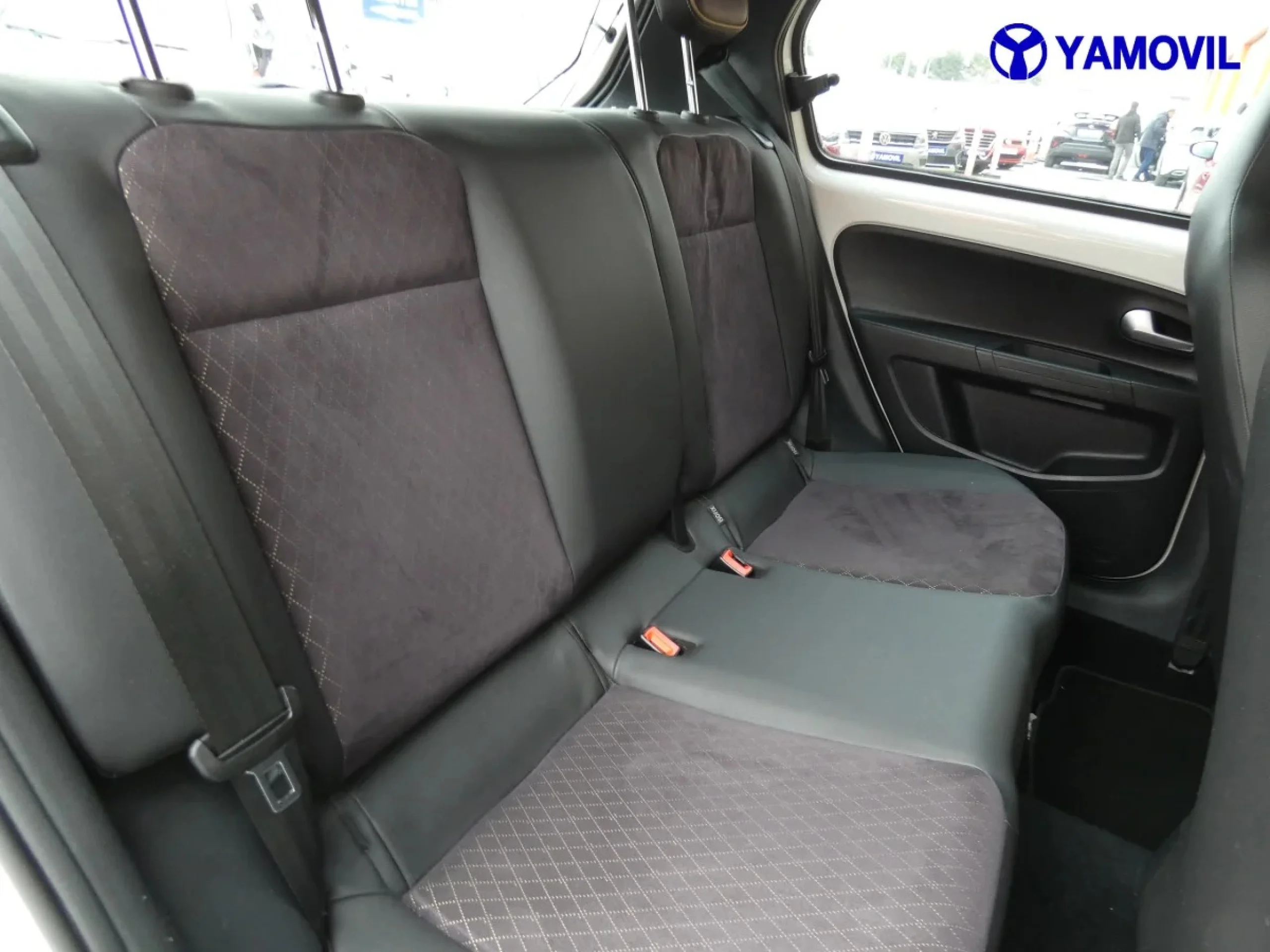 Seat Mii 1.0 Cosmopolitan Top 55 kW (75 CV) - Foto 16
