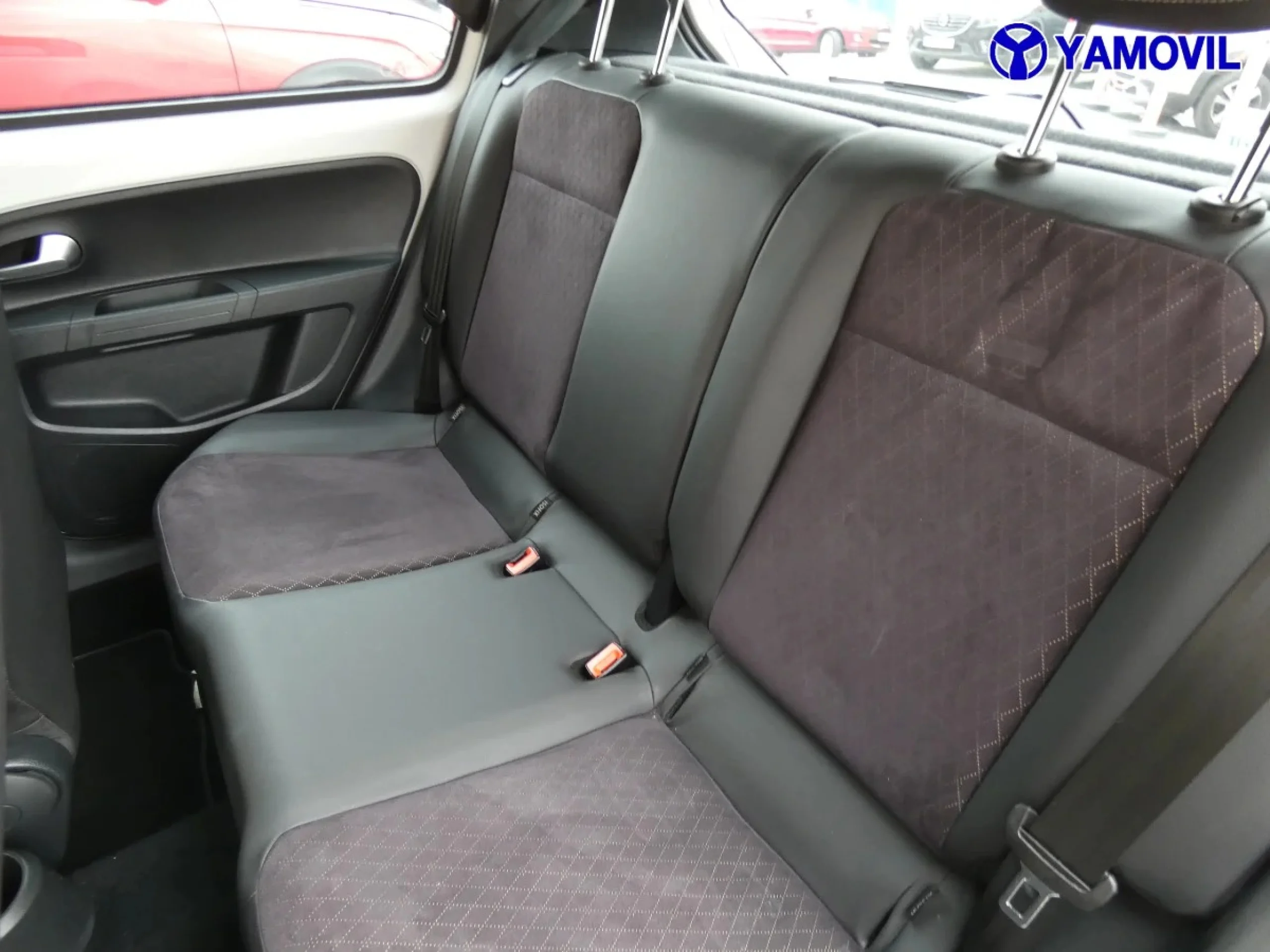 Seat Mii 1.0 Cosmopolitan Top 55 kW (75 CV) - Foto 14
