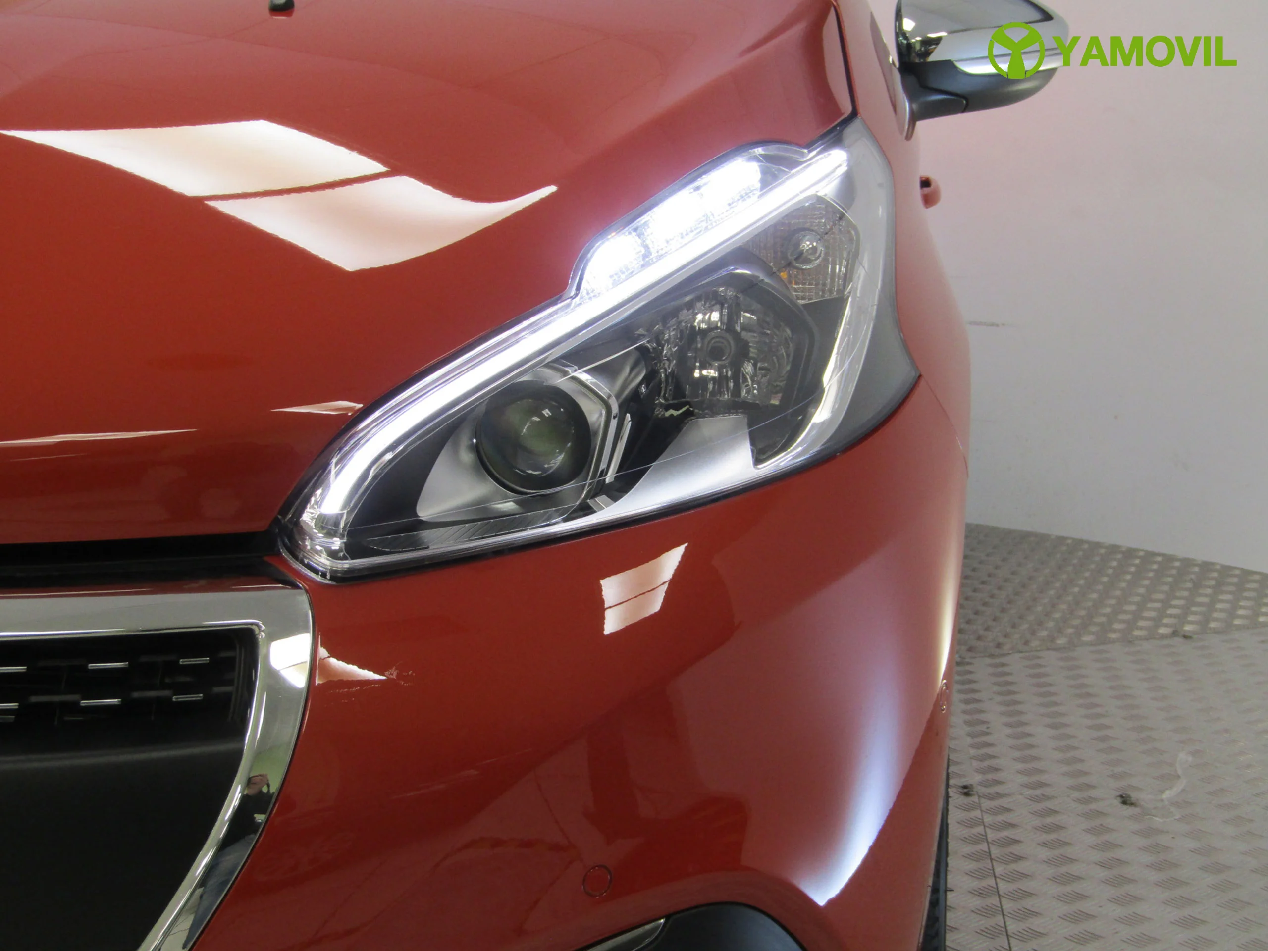 Peugeot 208 1.2 PURETECH 82CV TECH EDITION - Foto 4