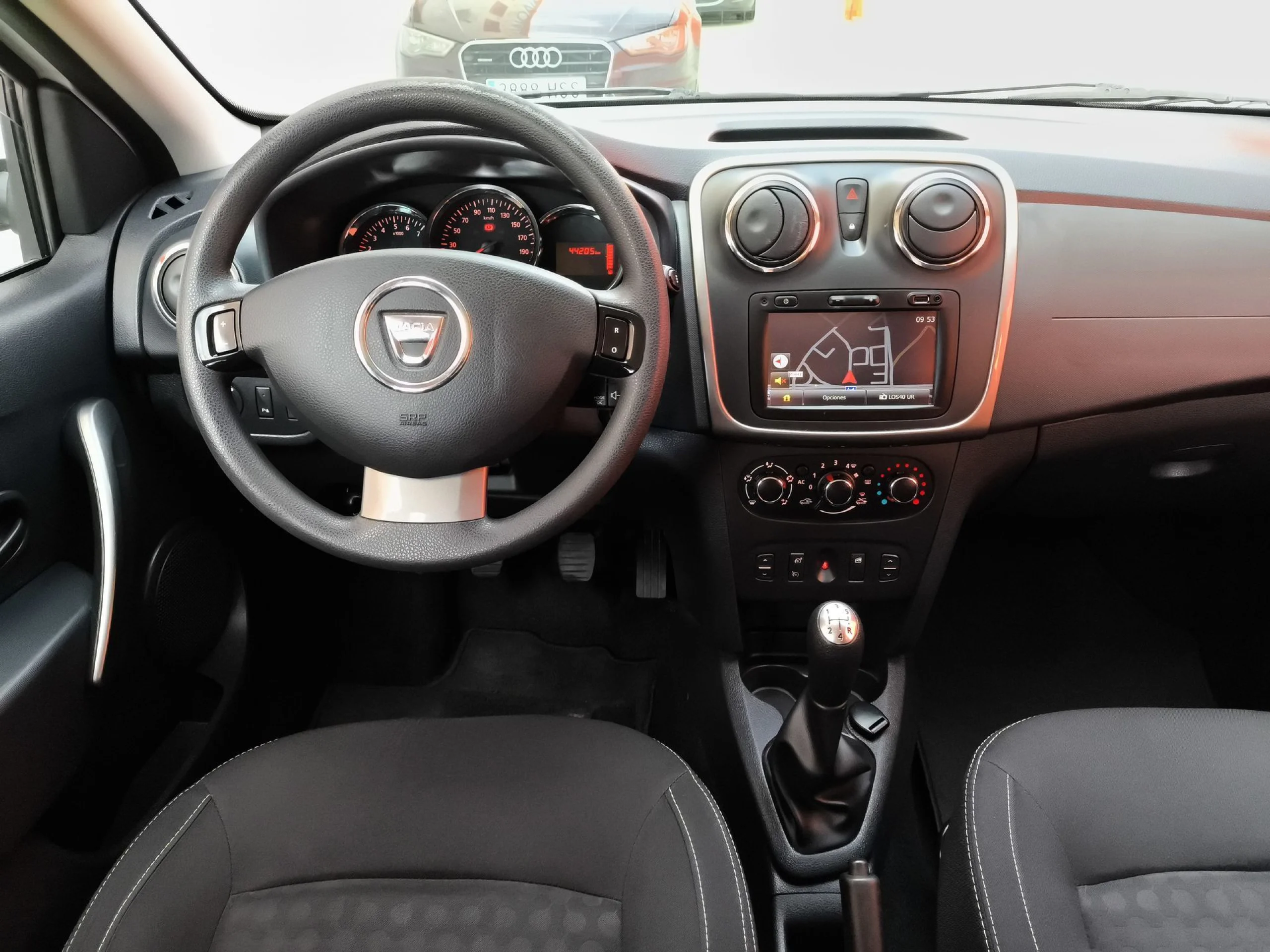 Dacia Sandero Laureate 1.2 55 kW (75 CV) - Foto 10