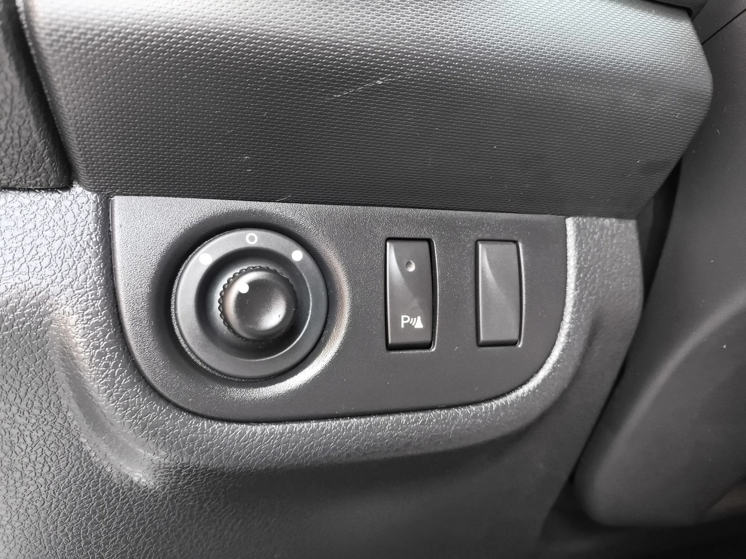 Dacia Sandero Laureate 1.2 55 kW (75 CV) - Foto 11